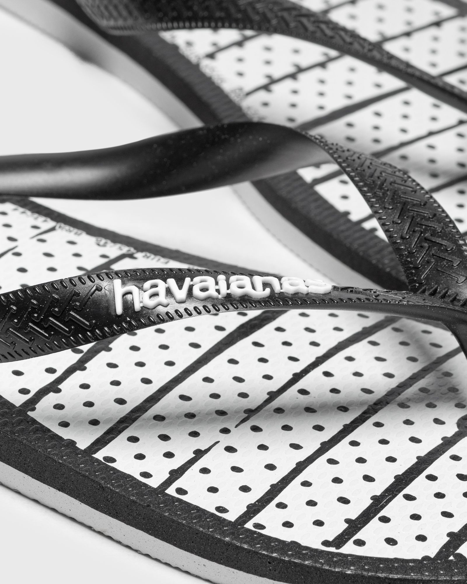 reality to idea x Havaianas Top Slides
