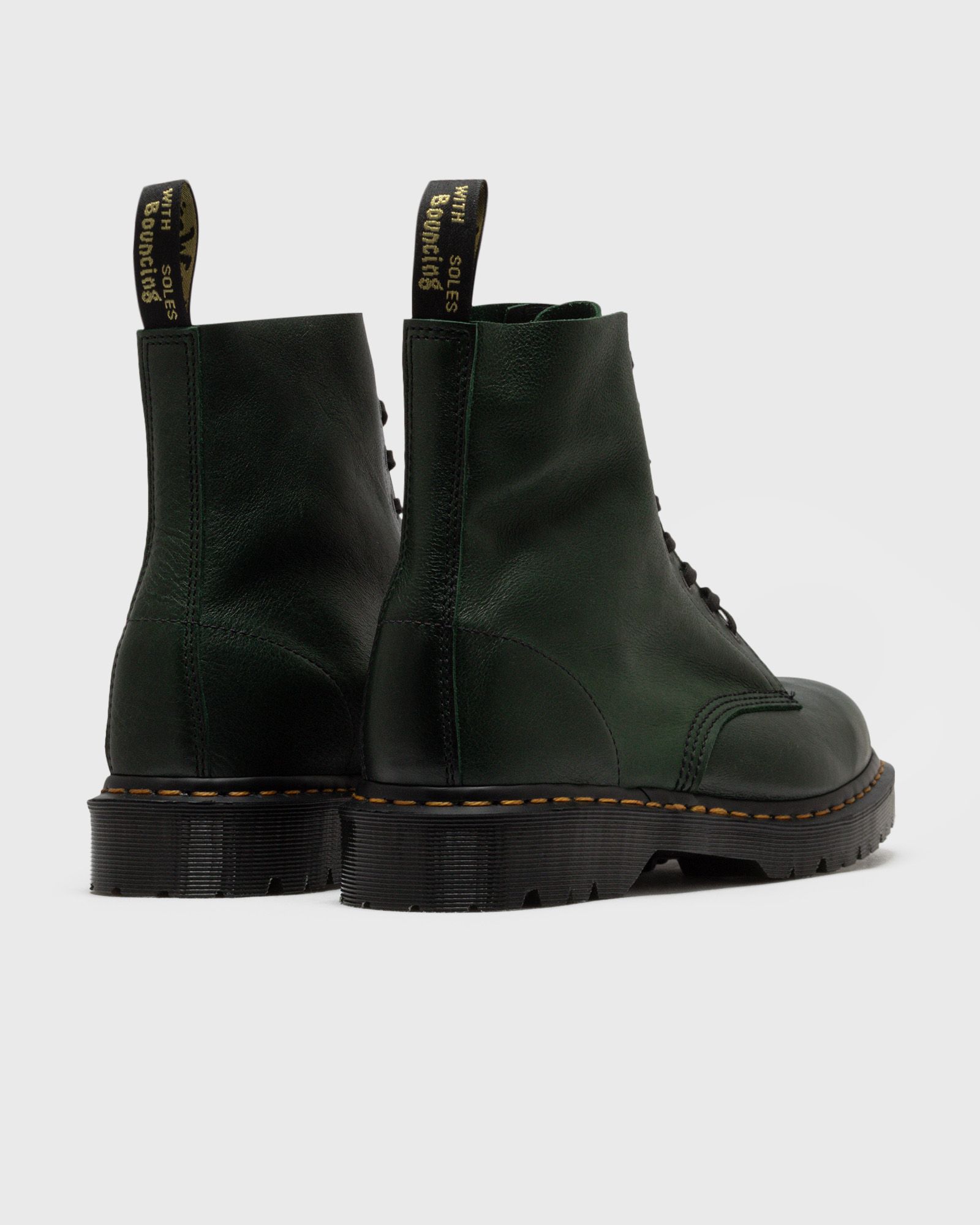 1460 Pascal 8 Eye Boot
