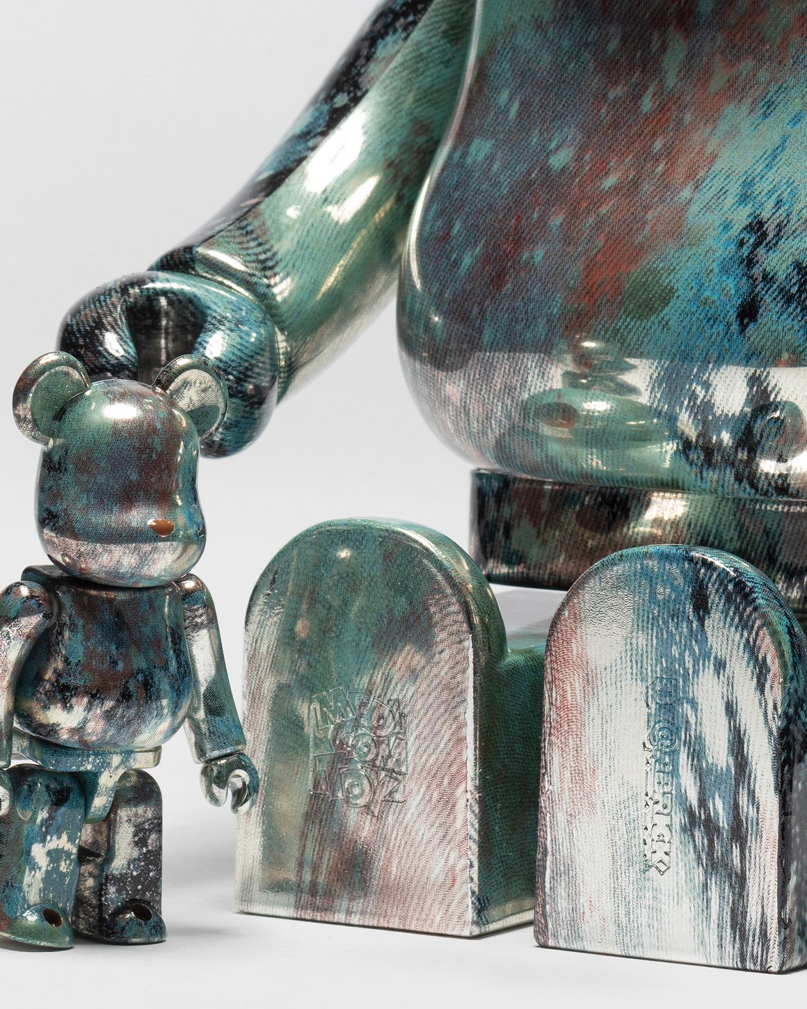 Pushead #5 100% + 400% Bearbrick Set by Medicom Toy