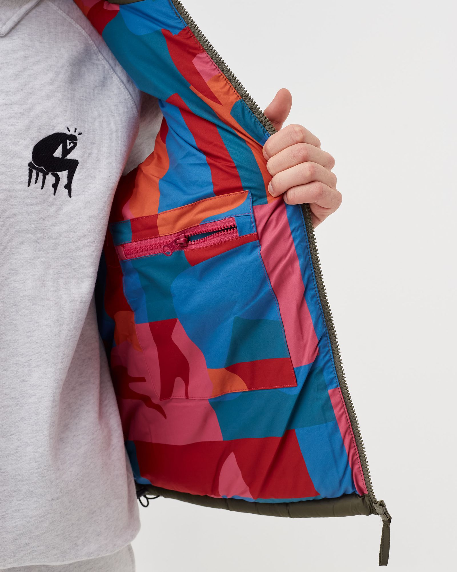 SITTING PEAR PUFFER VEST