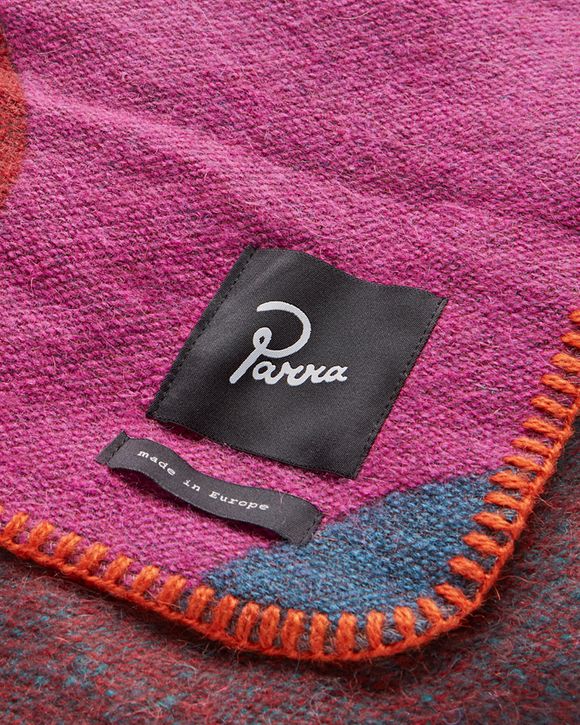 SITTING PEAR WOOL BLANKET