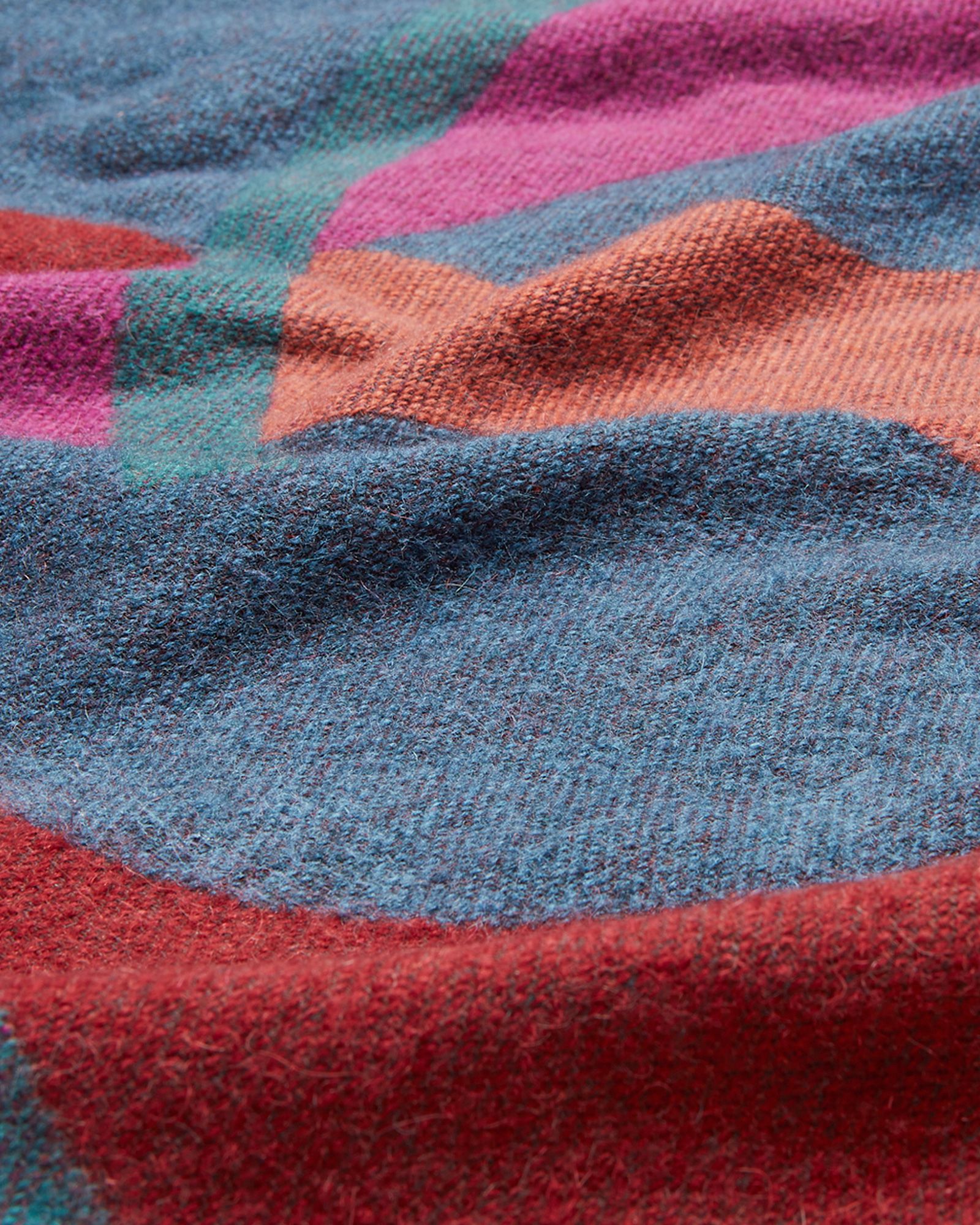 SITTING PEAR WOOL BLANKET