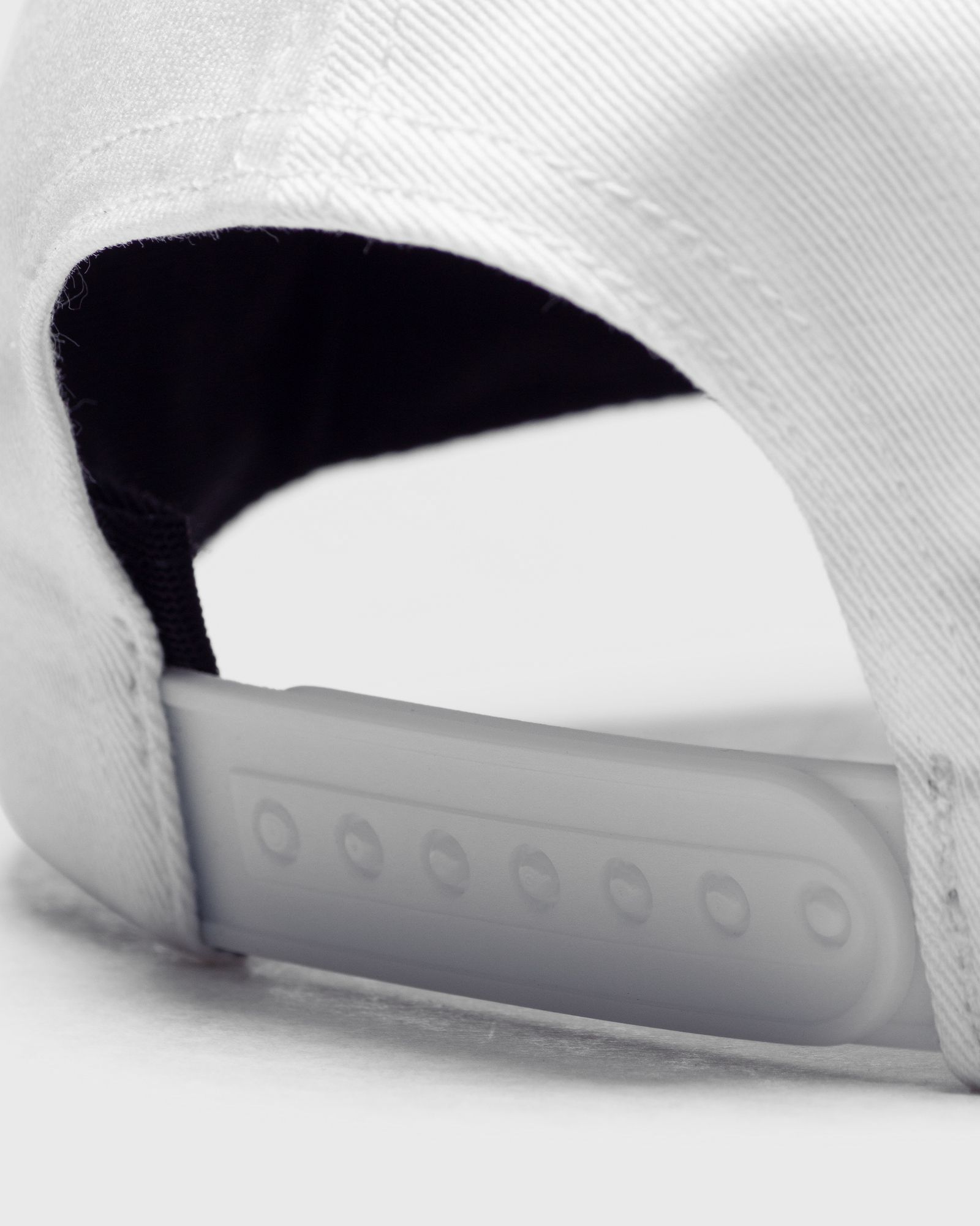 BIRDFACE FONT 6 PANEL HAT