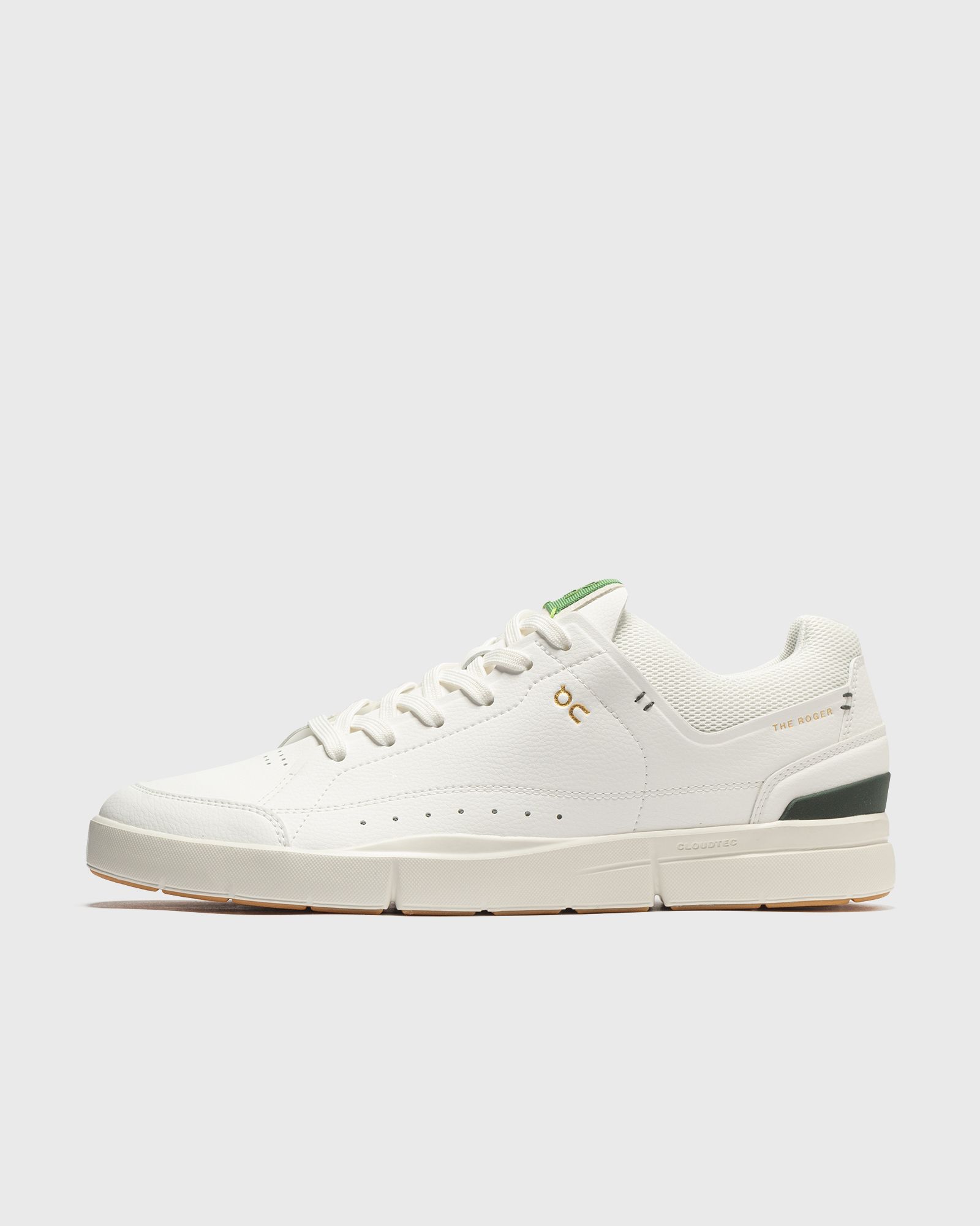 THE ROGER CENTRE COURT