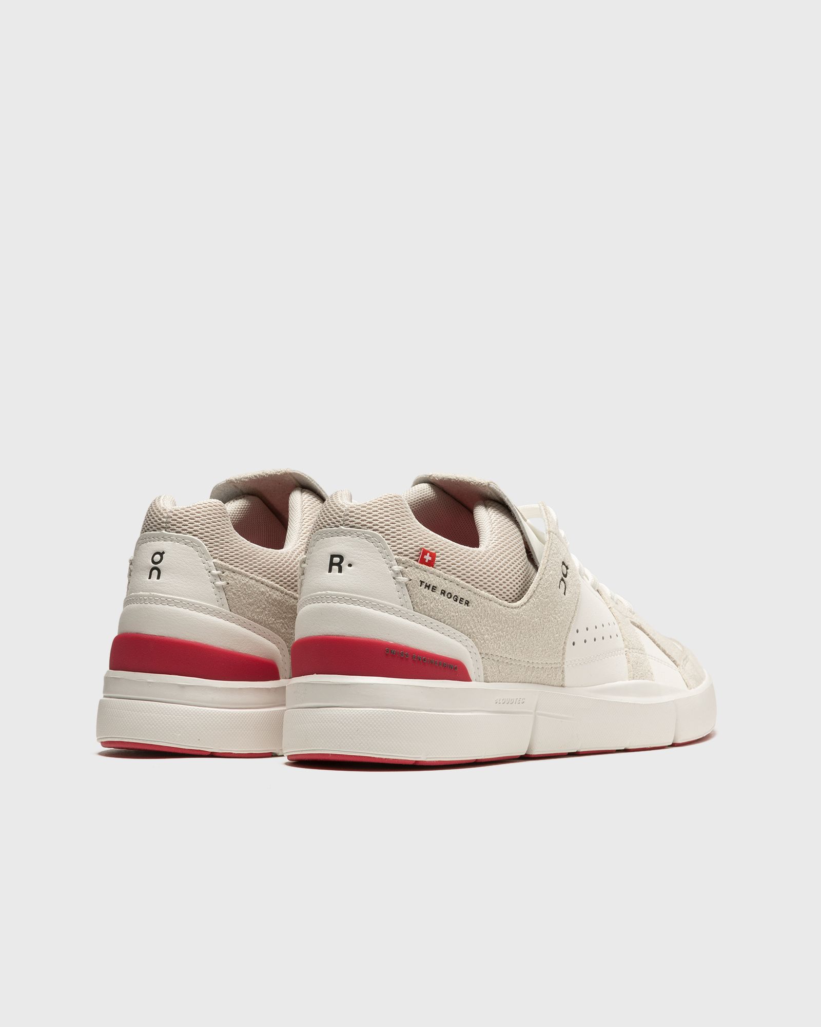 WMNS The Roger Clubhouse