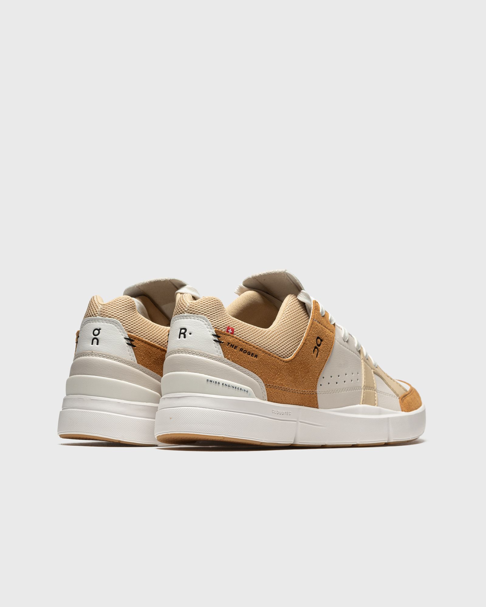 WMNS The Roger Clubhouse