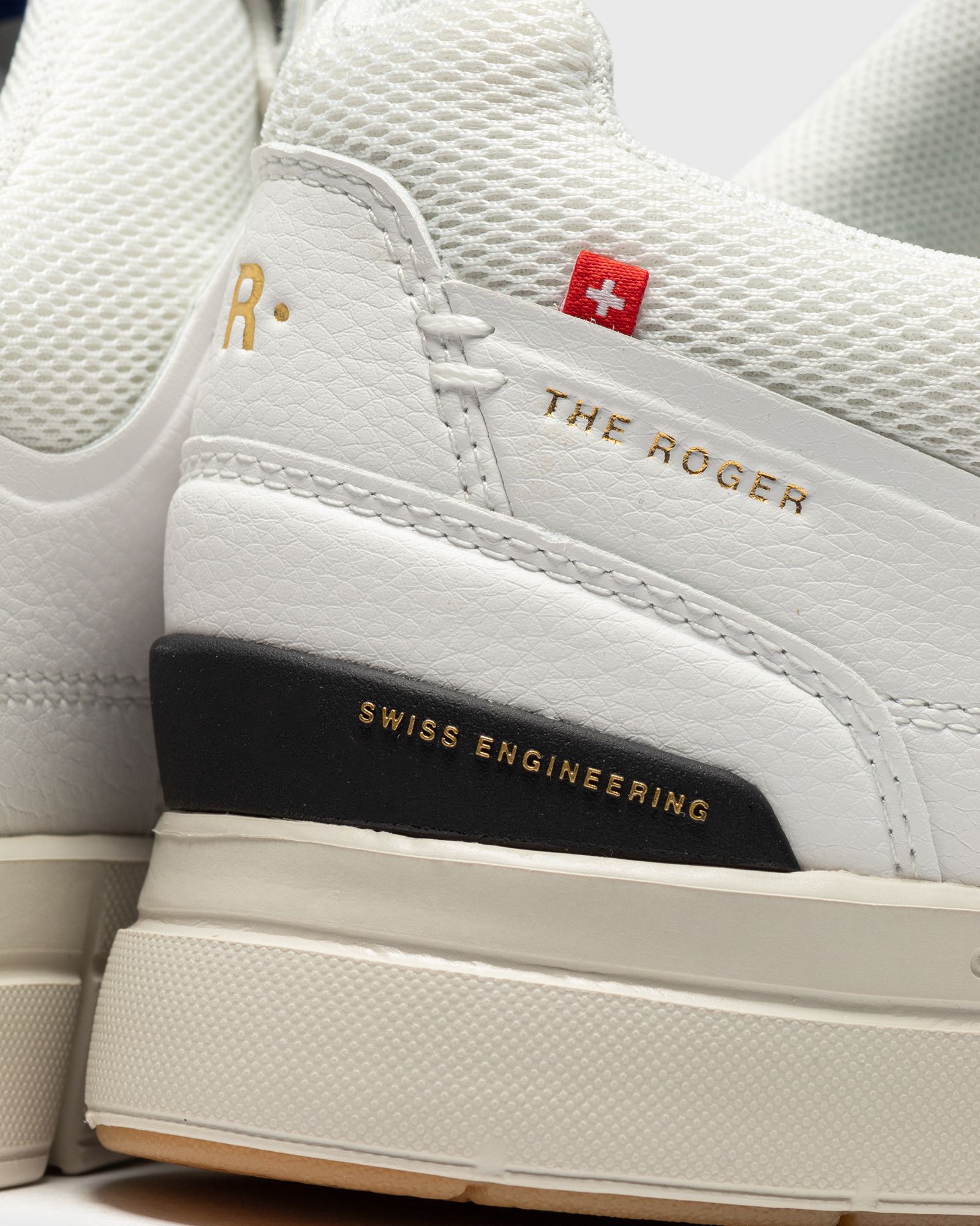 WMNS The Roger Centre Court 