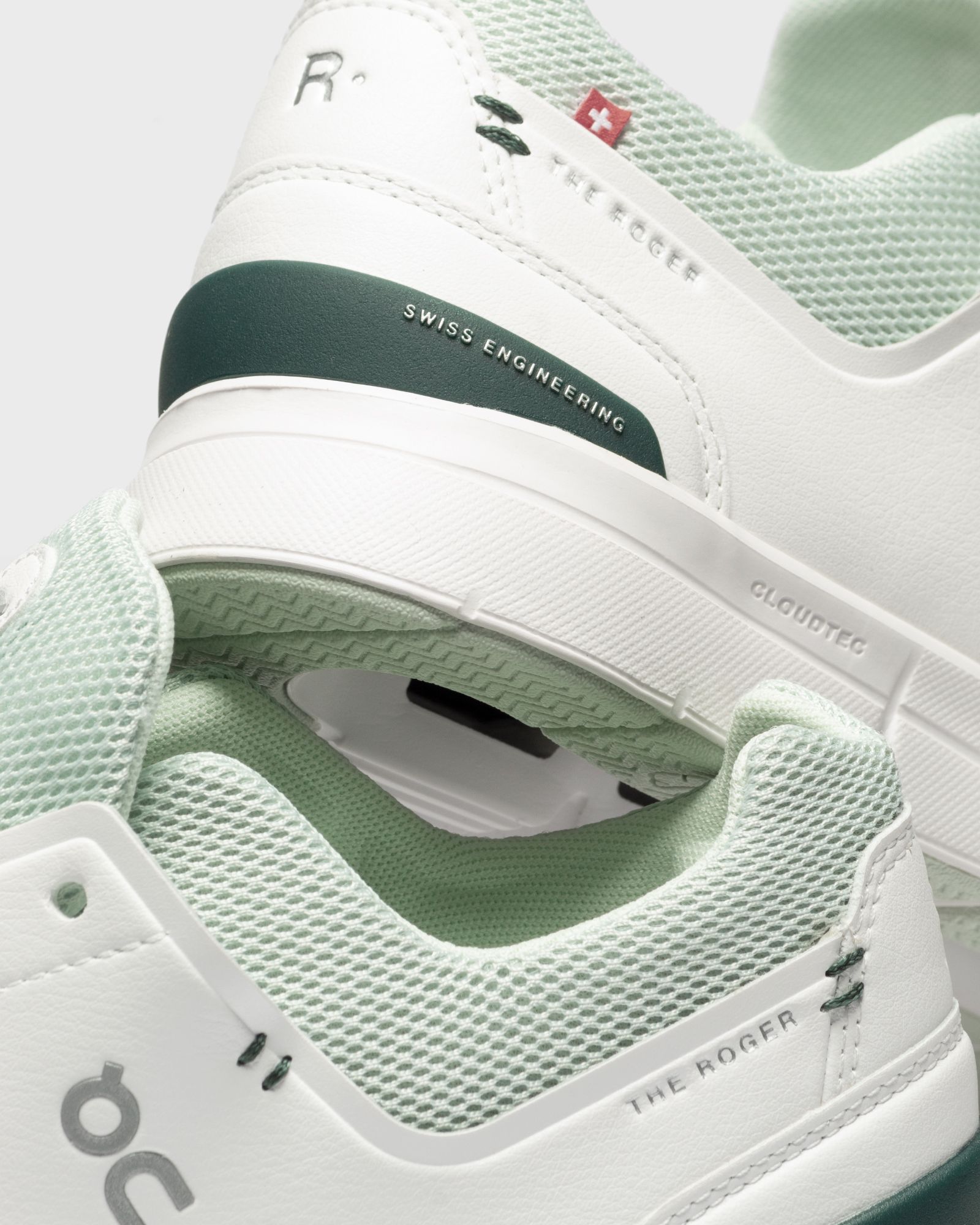 WMNS The Roger Advantage