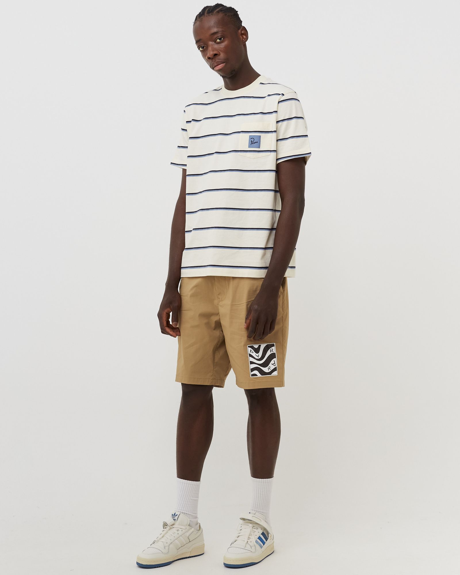 striper pocket logo t-shirt