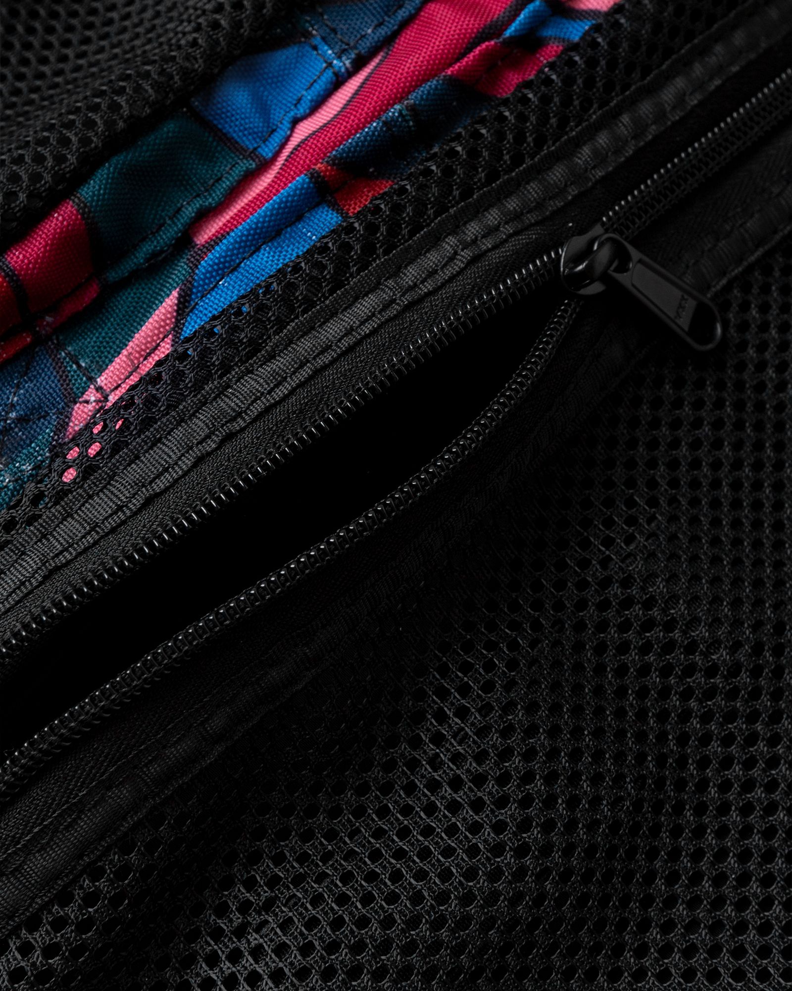 distorted waves toiletry bag