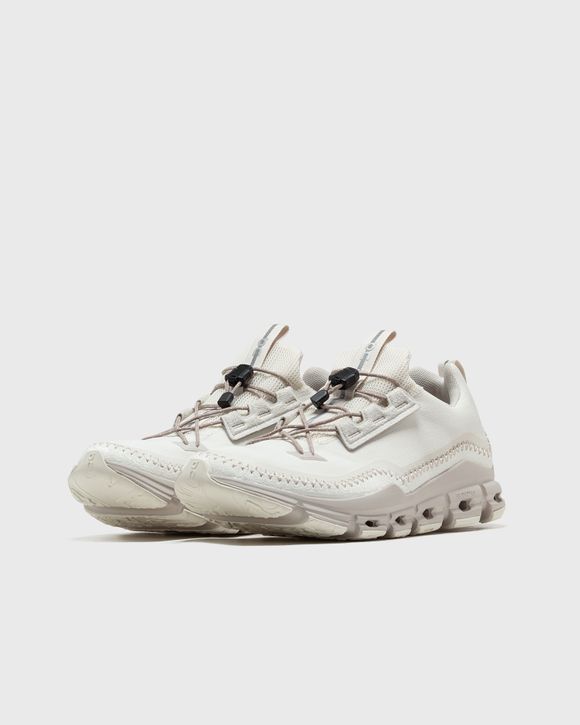 Cloudaway Women