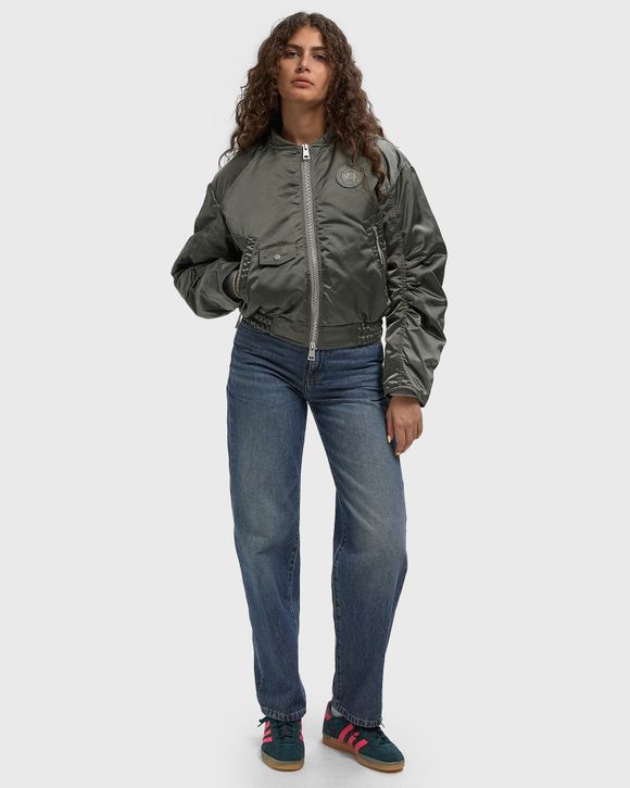 Thumbnail - Jade Bomber