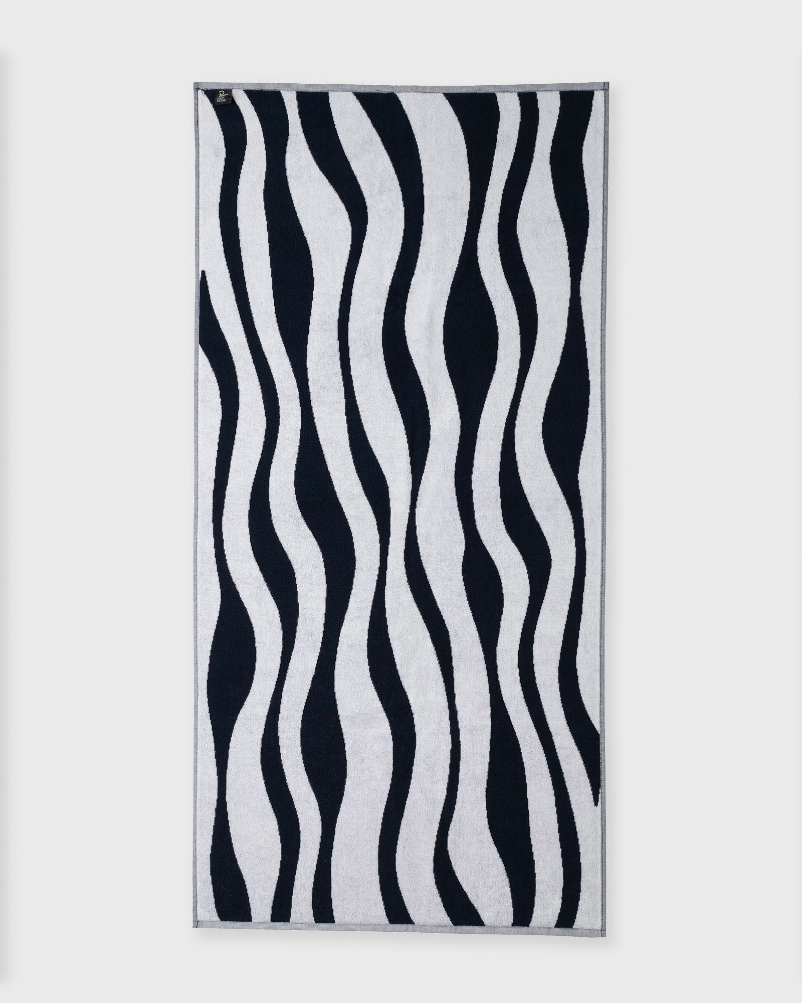Waves Of The Navy Bath Towel Set Of 2