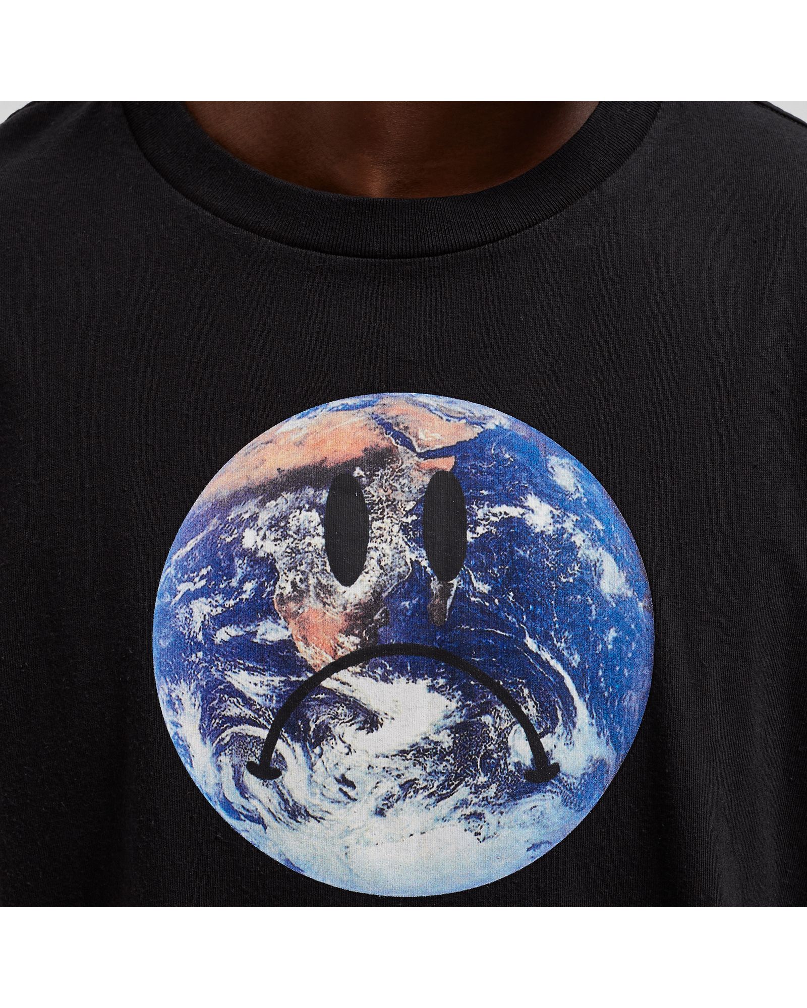 PLANET TEE