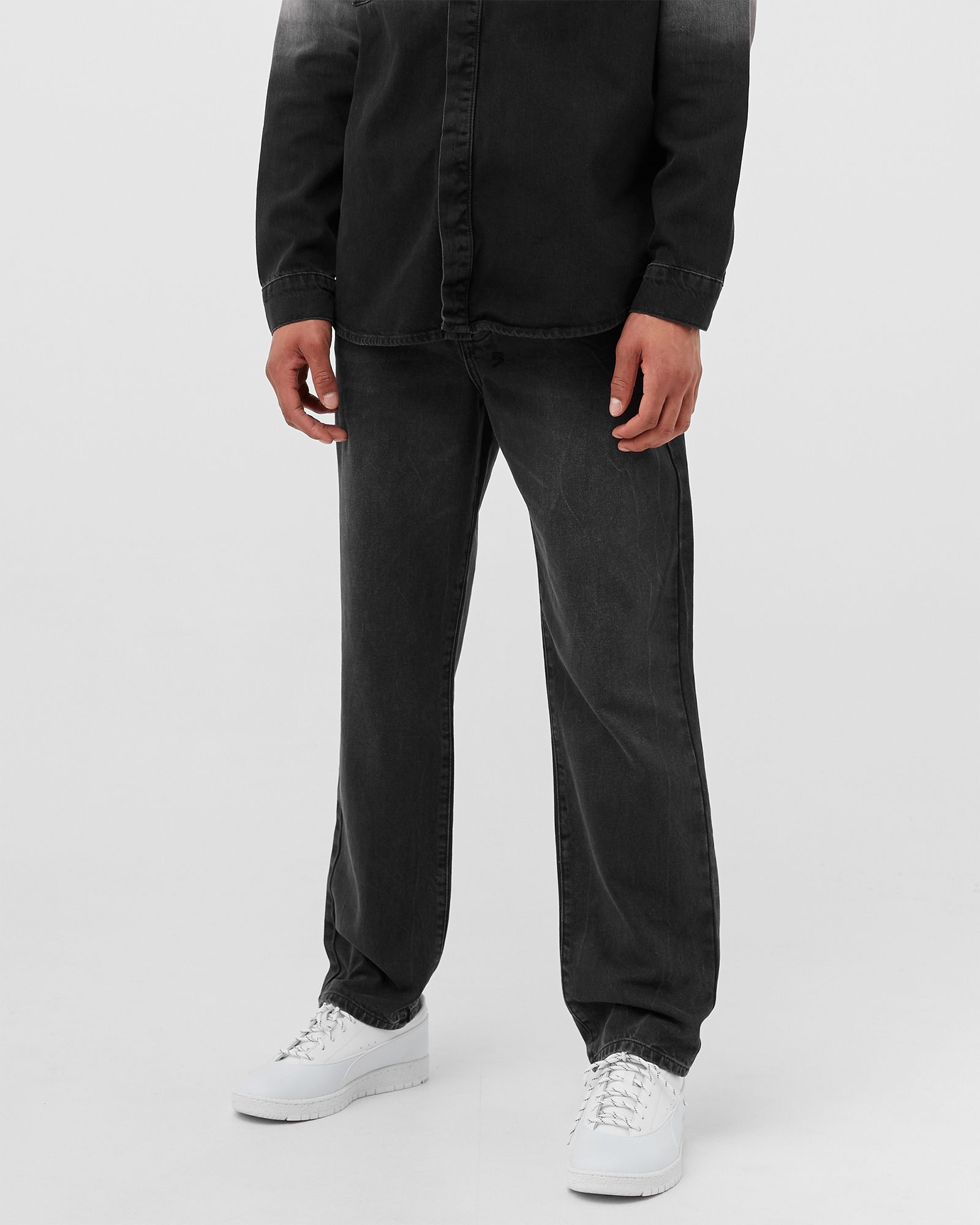 anti k doomsday Jeans