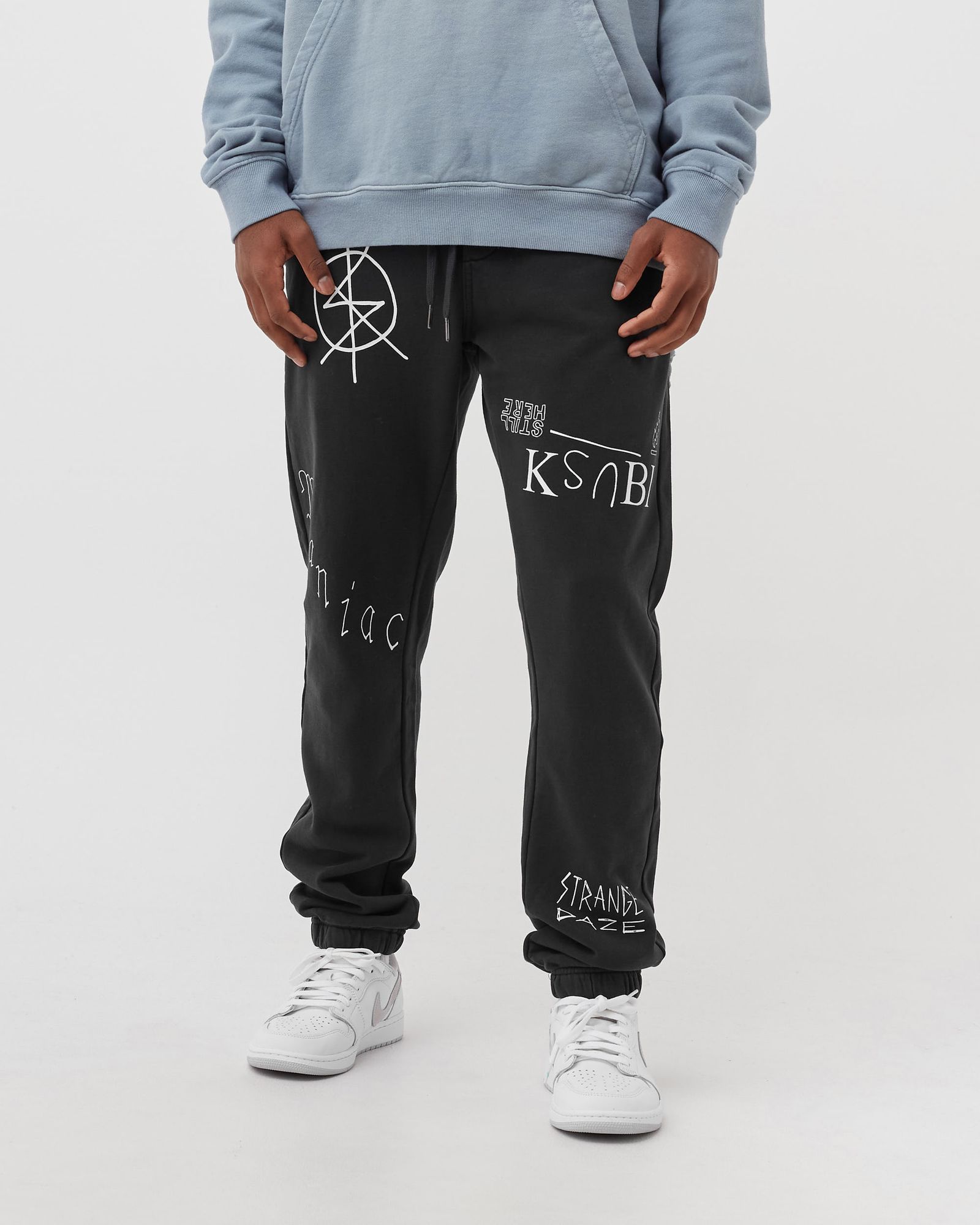 last maniac lo-fi trak sweatpants