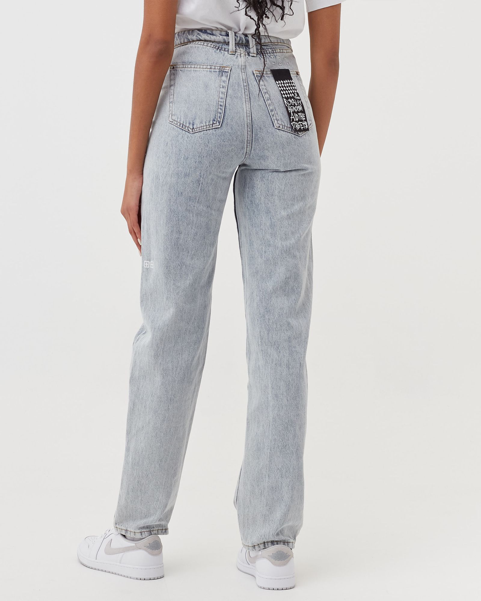WMNS undone playback muse JEANS