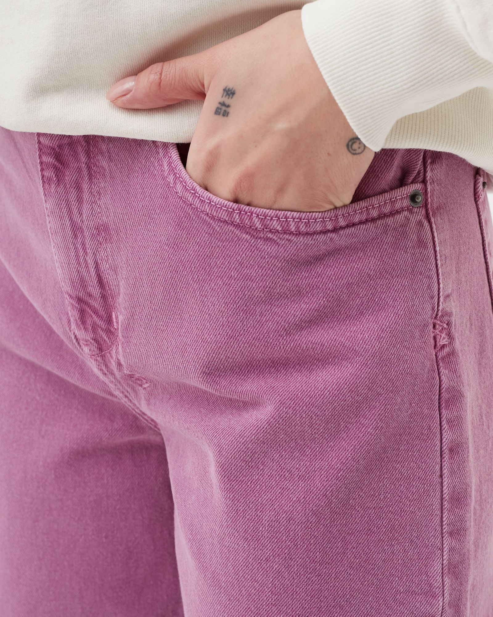 WMNS playback violet pants