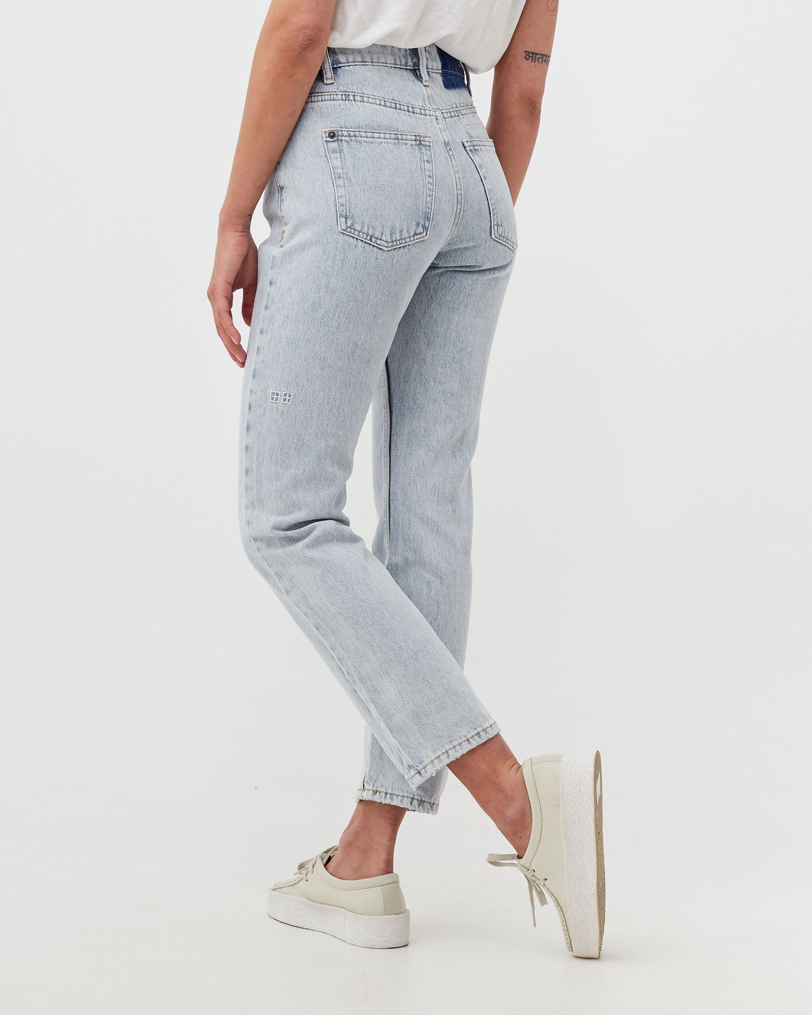 WMNS nine o muse slash