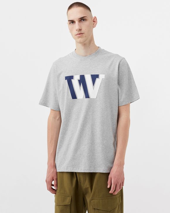 Bobby VVVV Tee