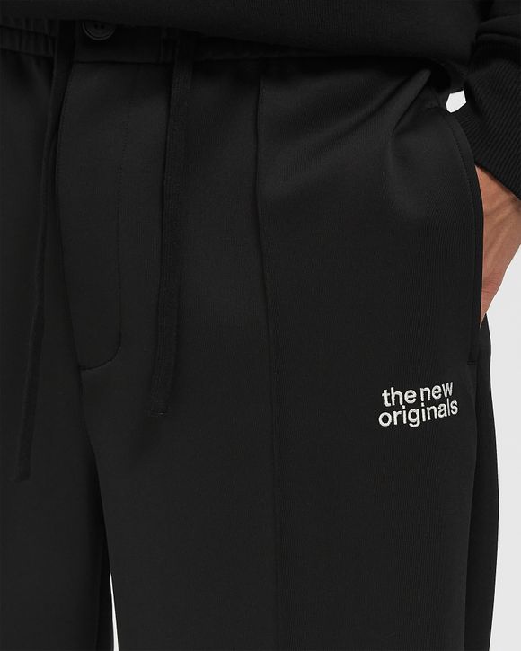 EMBLEM TRACKPANTS