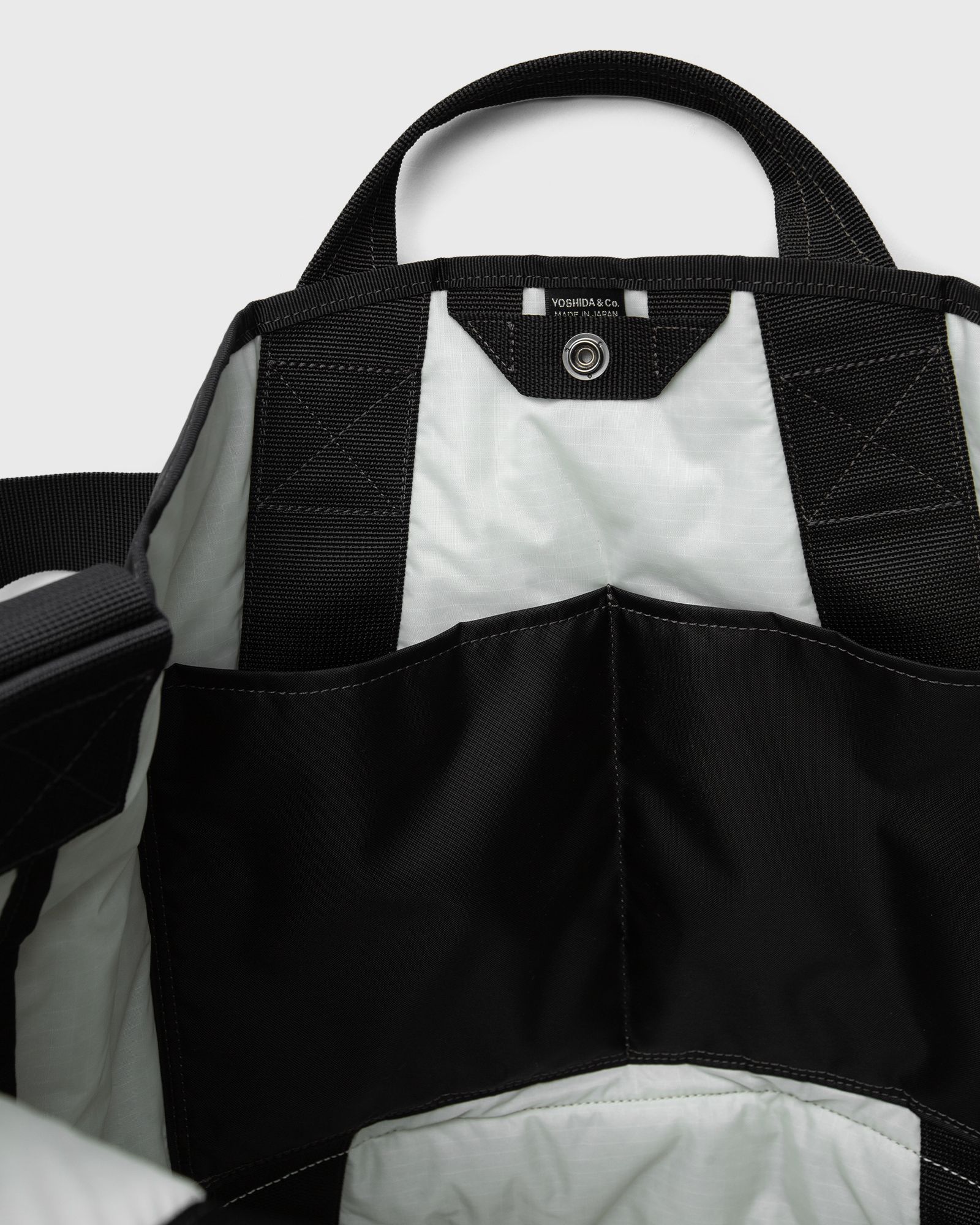 ALL 2WAY BUCKET TOTE with POUCHES