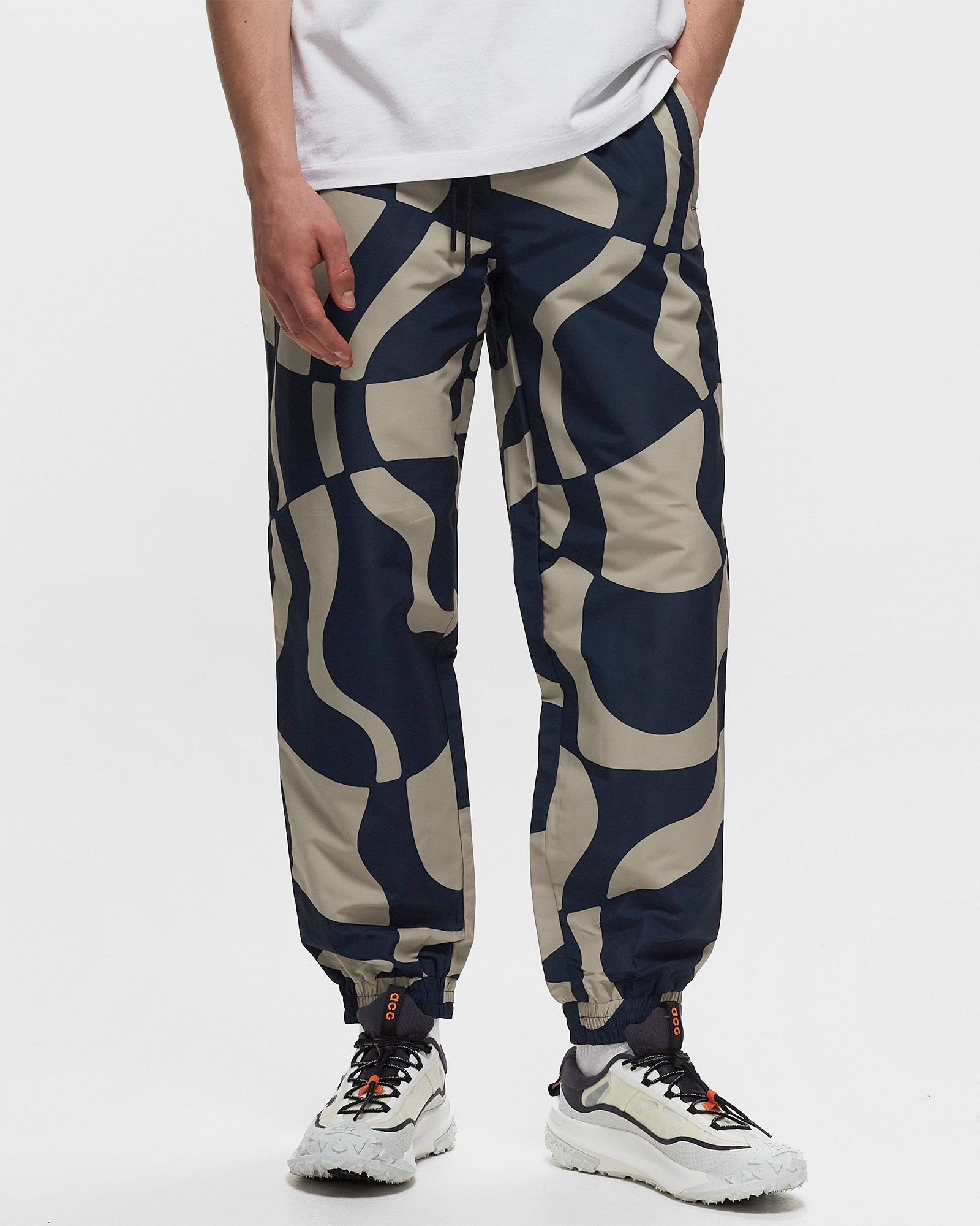 Zoom Winds Track Pants