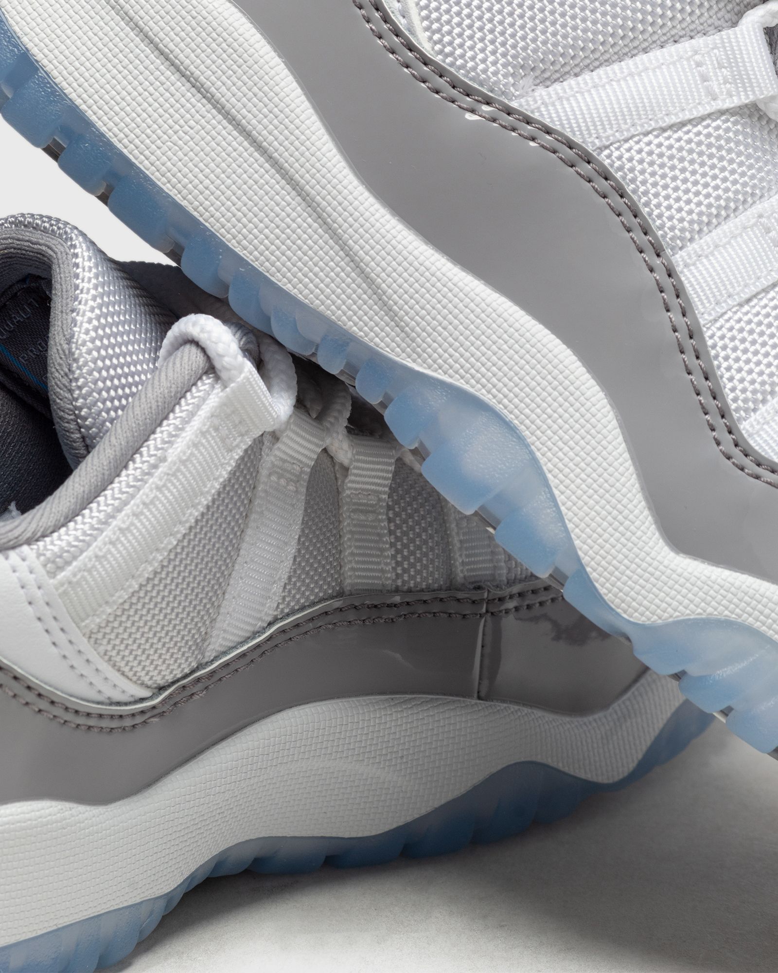 Air Jordan 11 Retro Low (PS) 'Cement Grey'