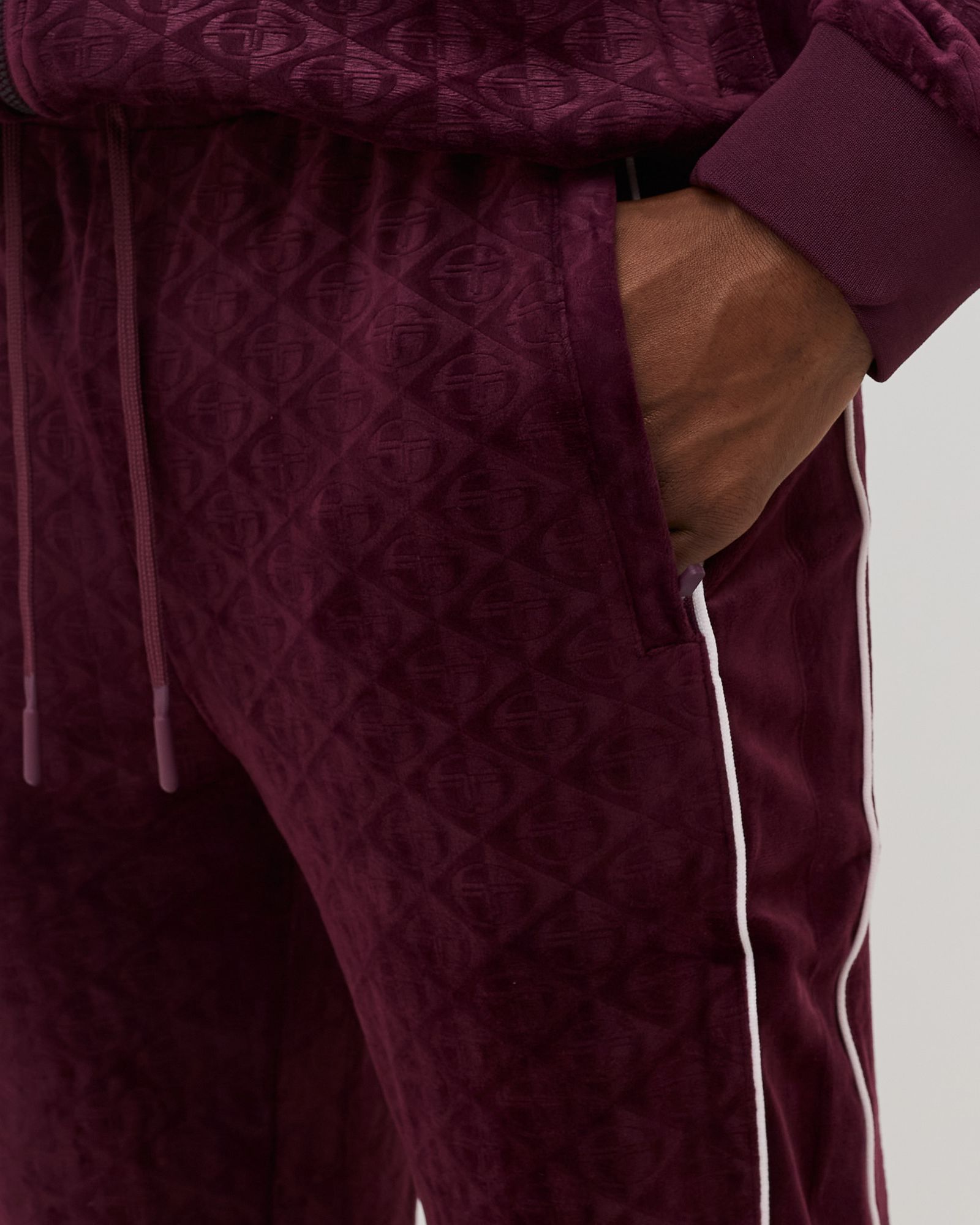 DEBOSSED VELOUR TRACK PANT