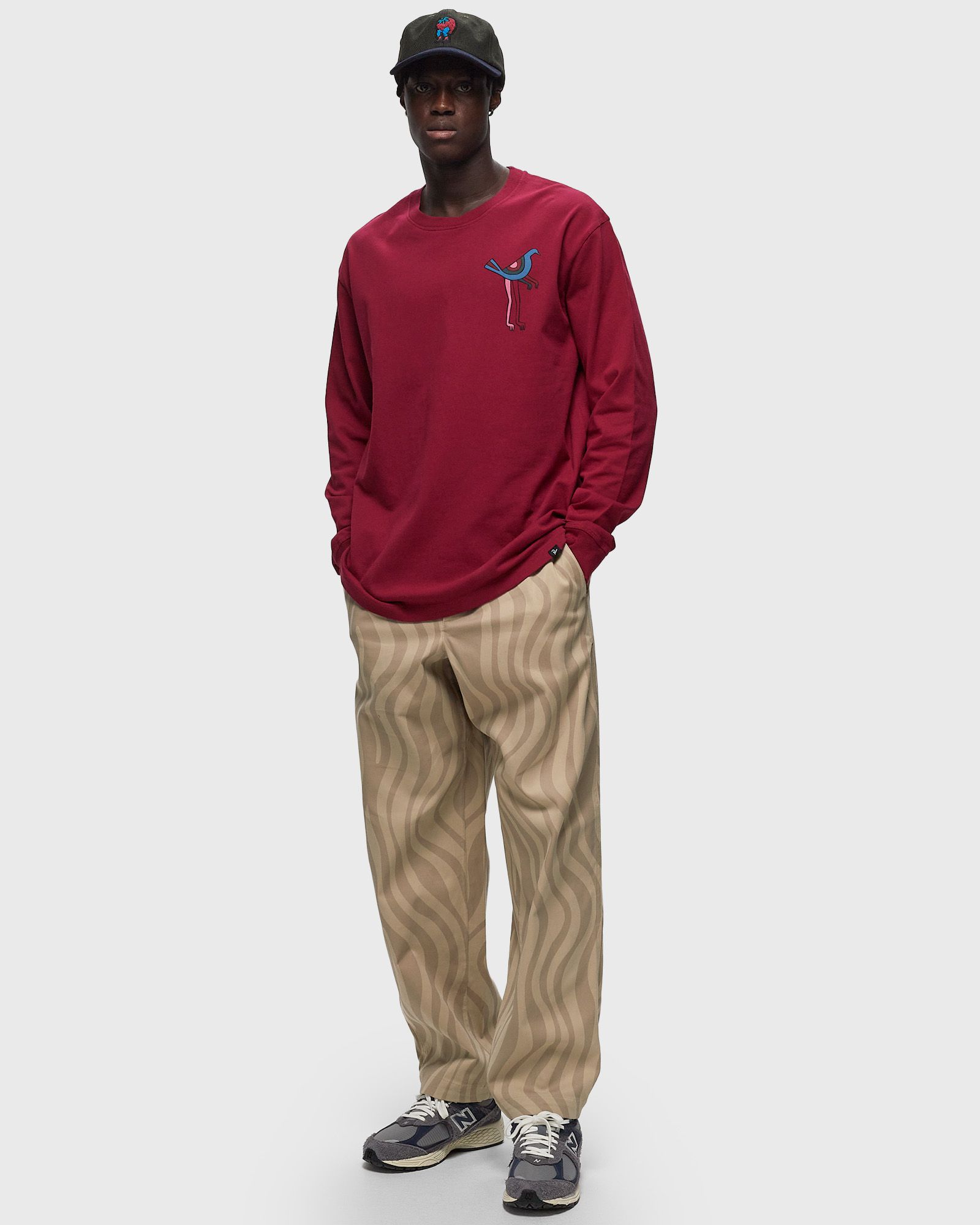 wine and books long sleeve t-shirt