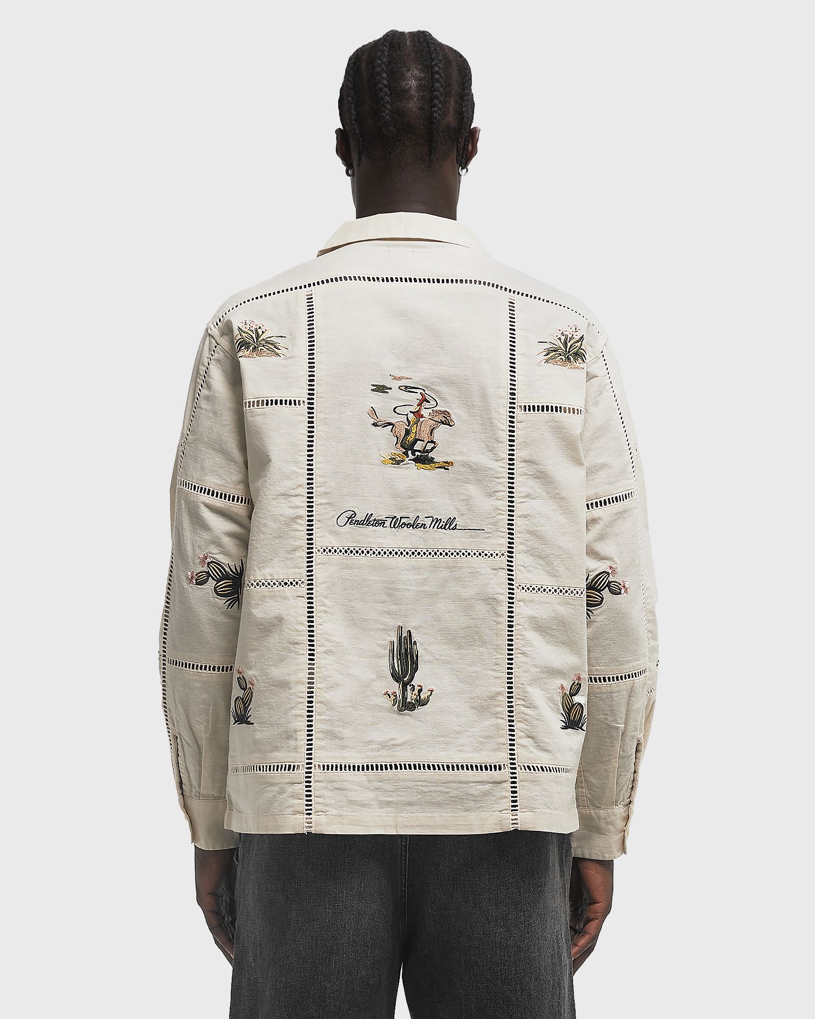 EMB OPEN COLLAR SHIRT