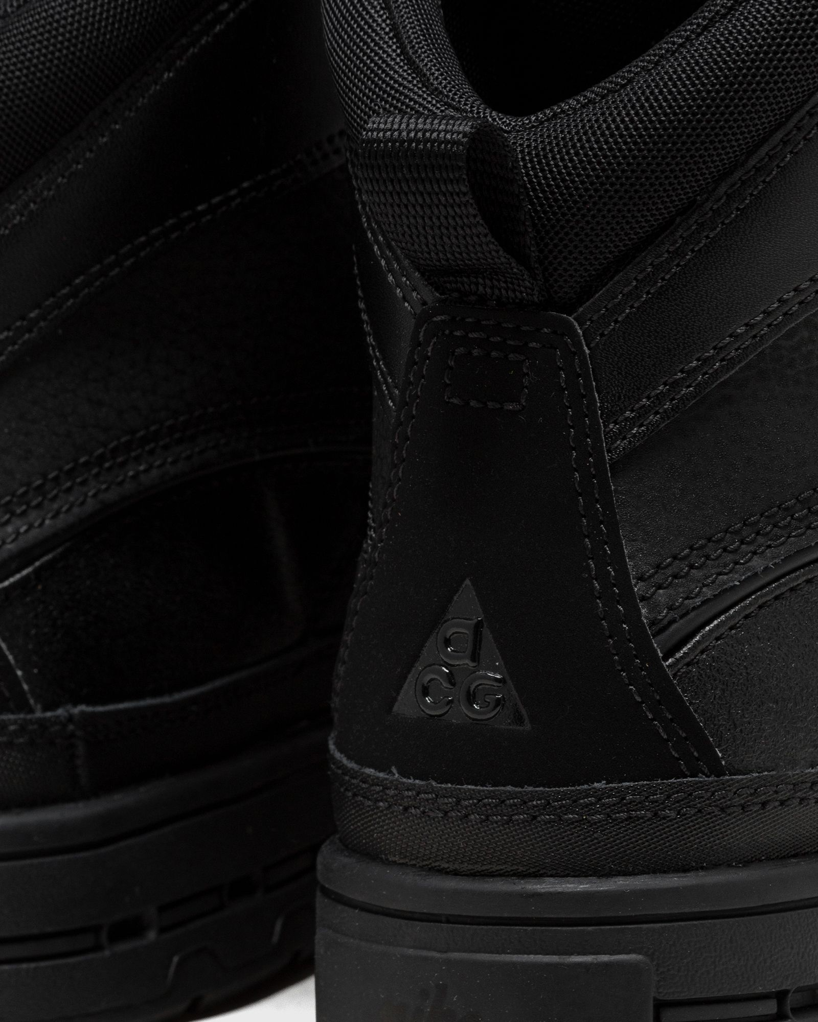 Nike Woodside 2 High ACG Big Kids' Boots