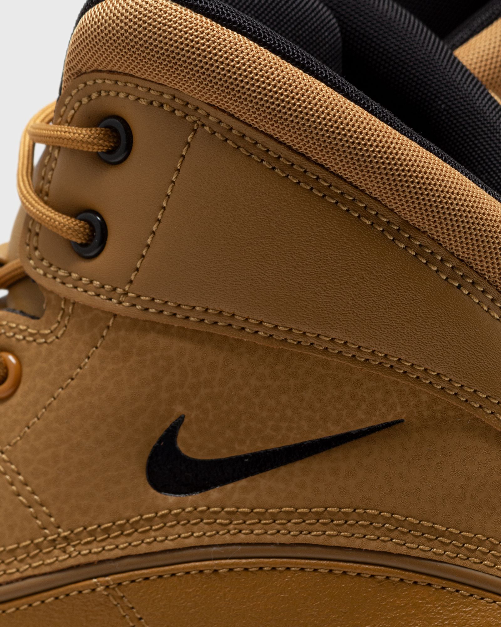 Nike Woodside 2 High ACG Big Kids' Boots