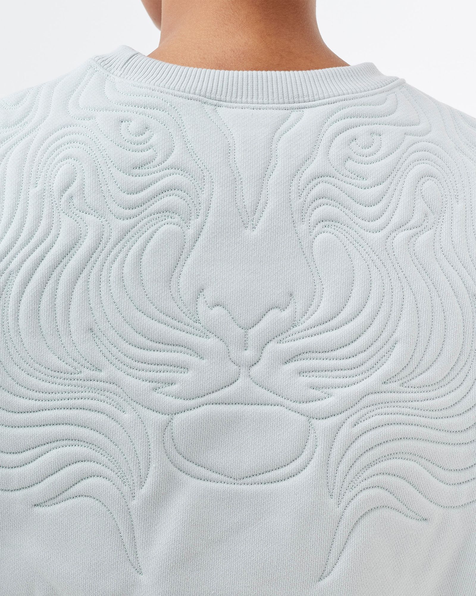 WMNS SNOW TIGER Boxy Crew