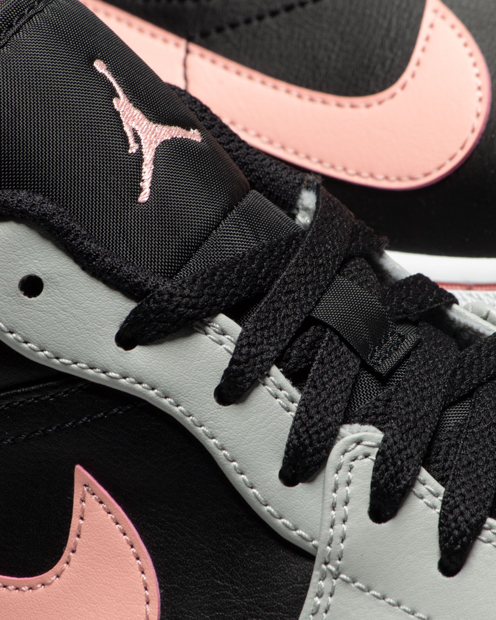 Air Jordan 1 Low "Black Grey Pink"