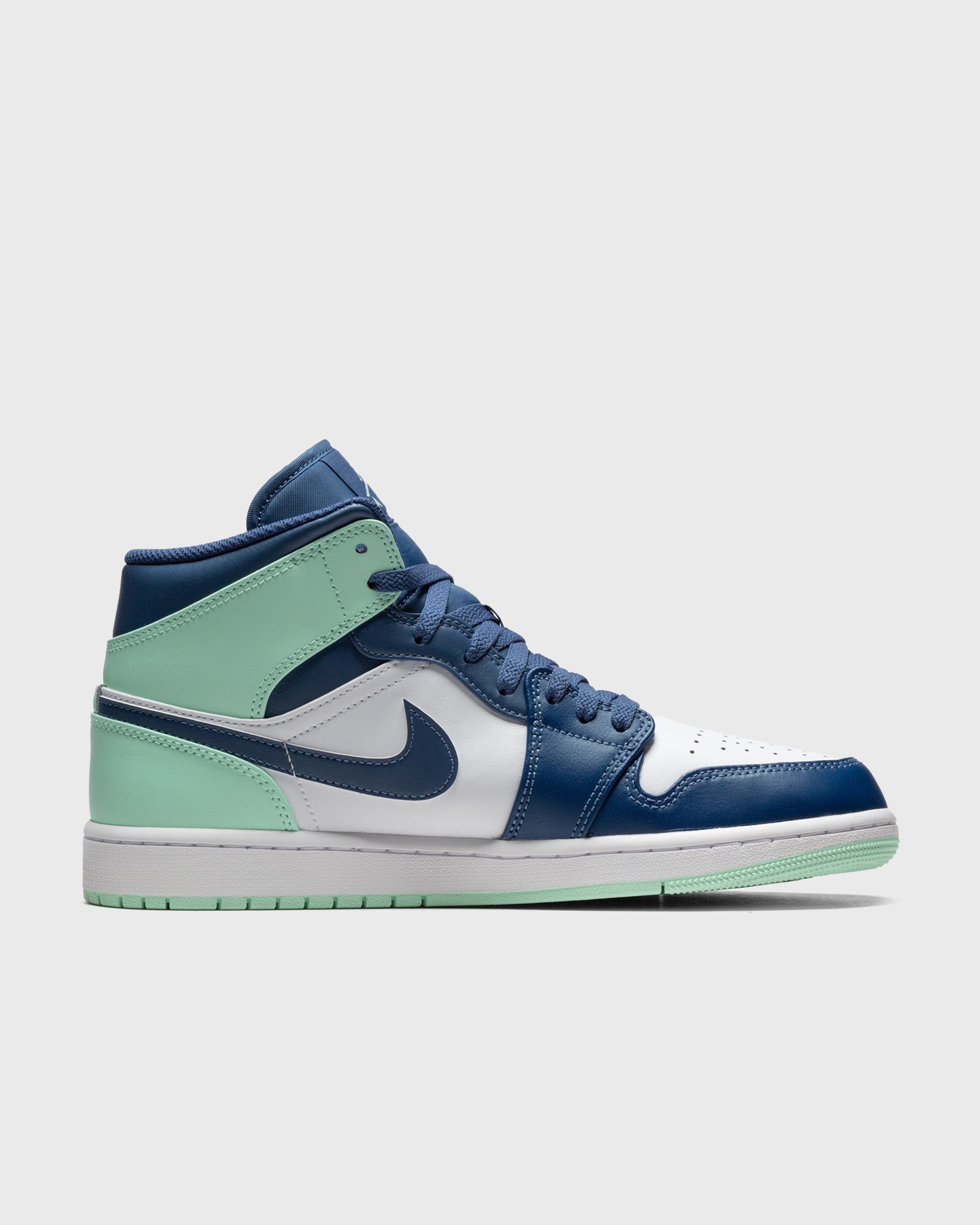 Air Jordan 1 Mid "Mystic Navy"