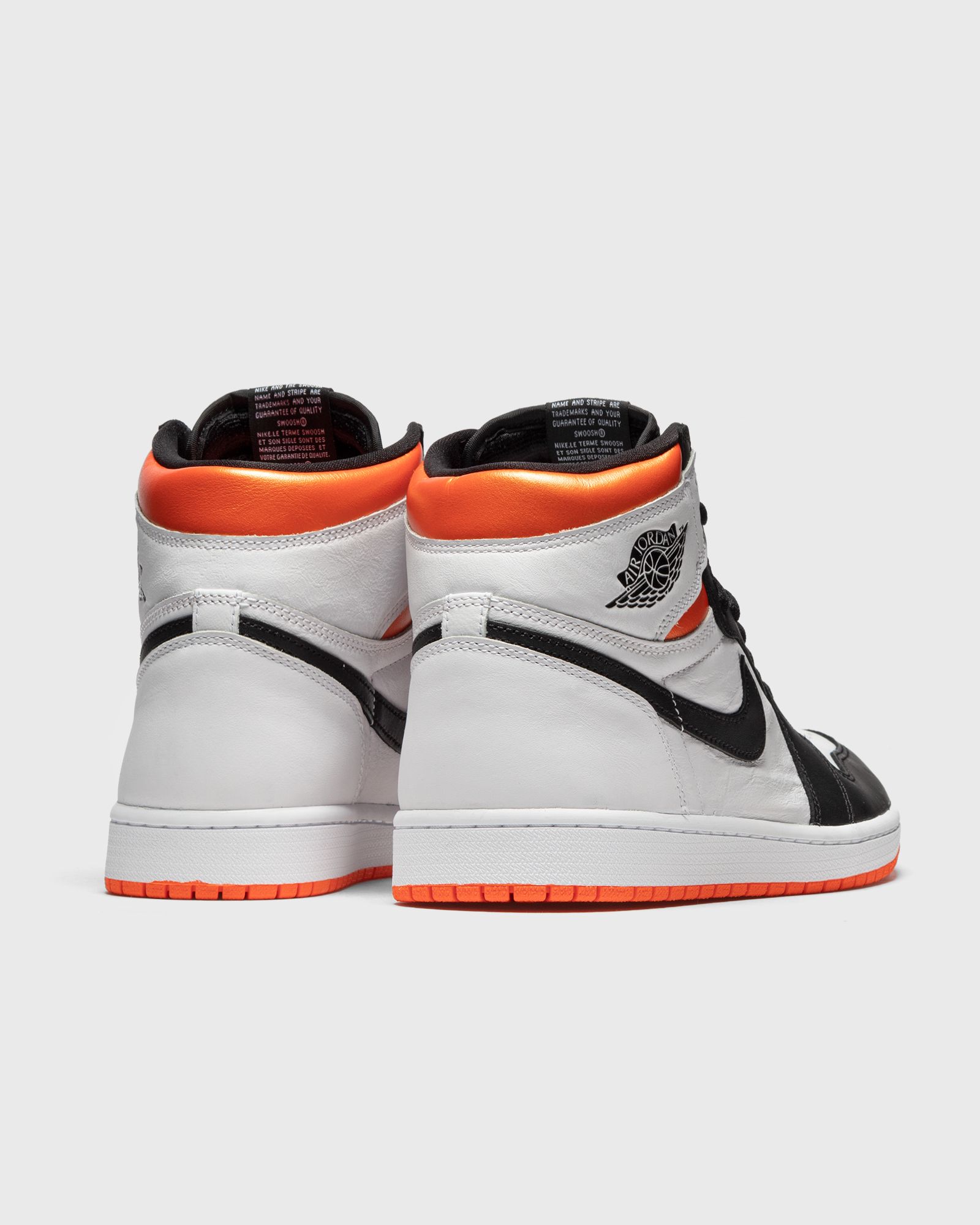 Air jordan 1 Retro High OG "Electro Orange"