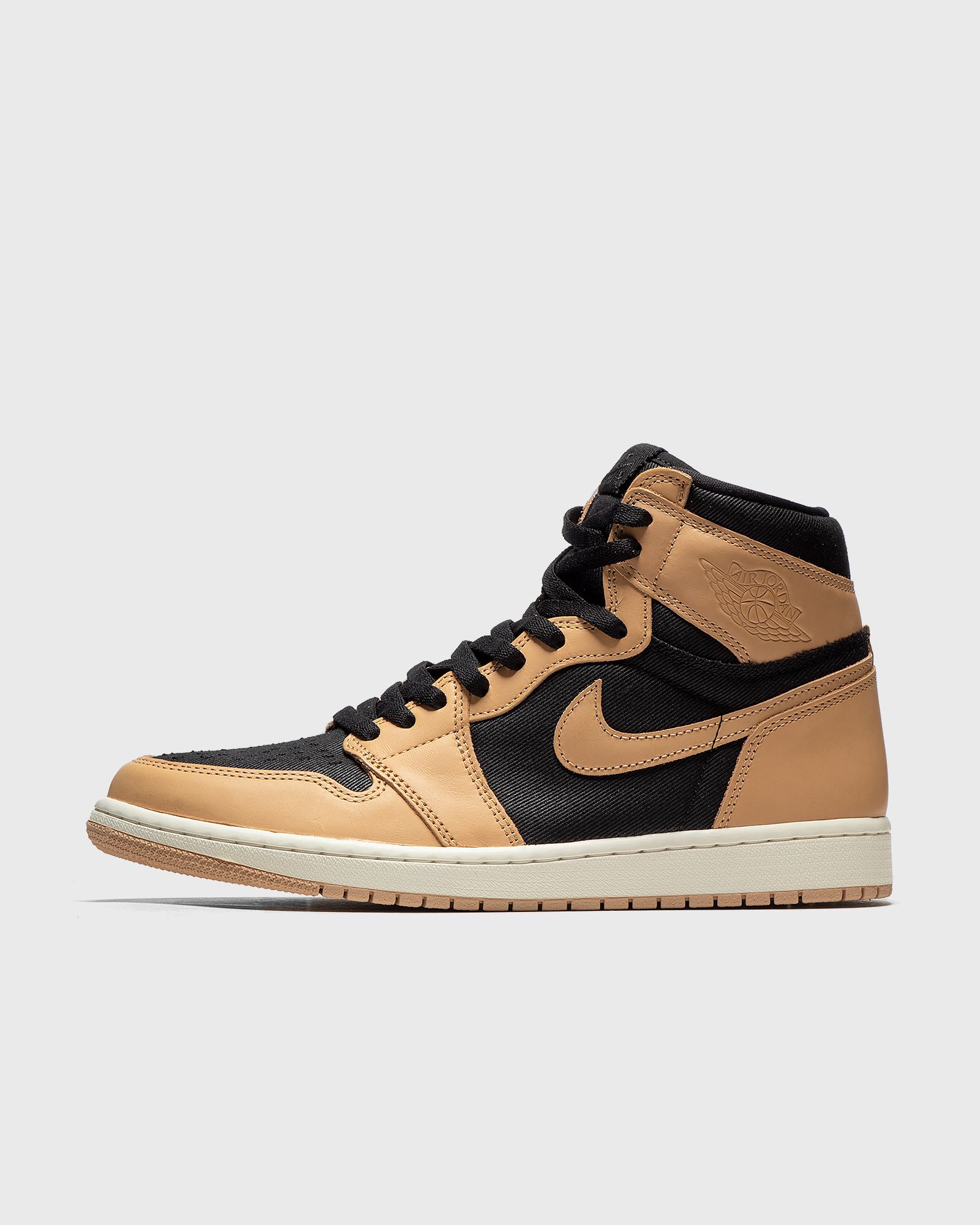 Air Jordan 1 Retro High OG "Heirloom"