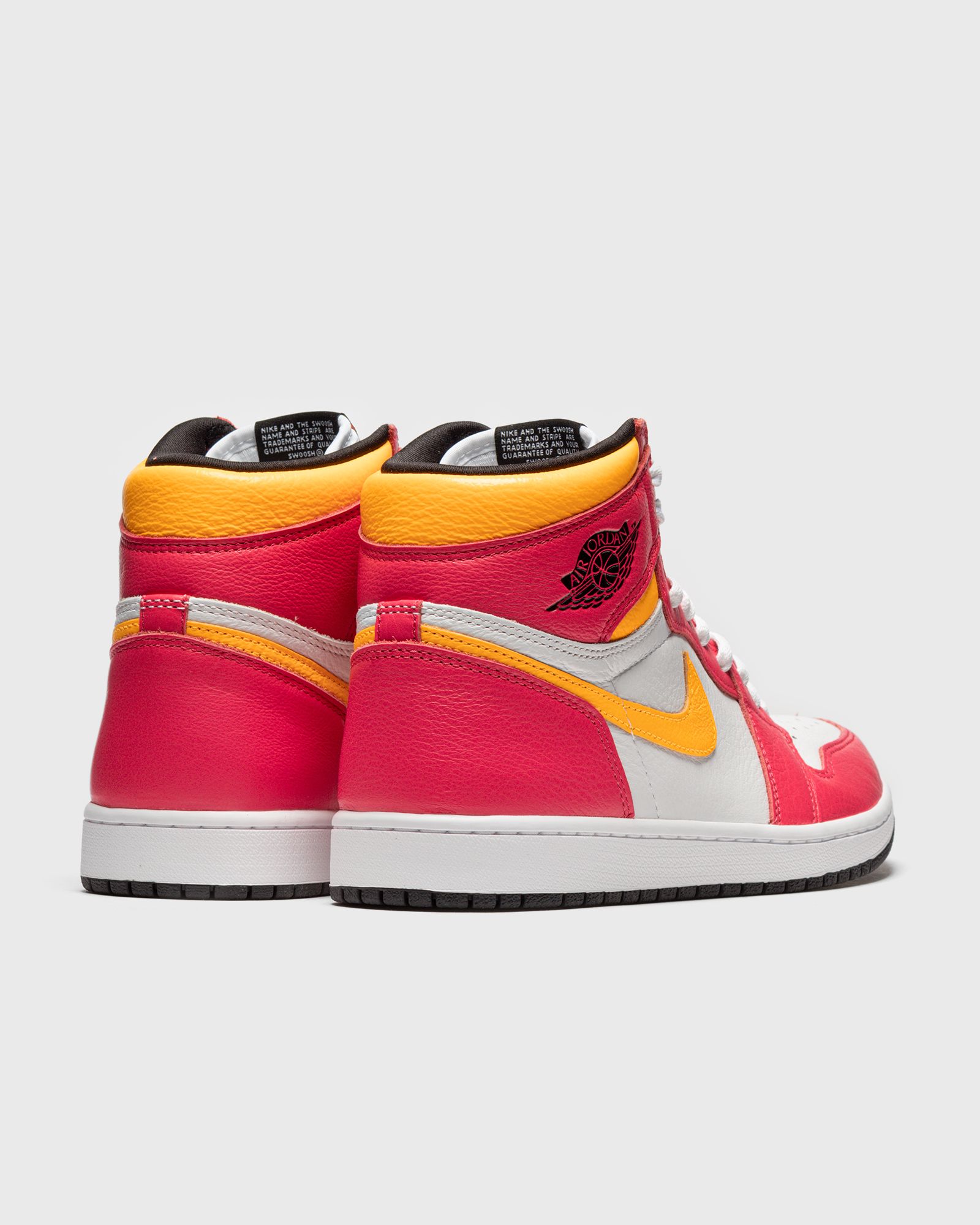 Air Jordan 1 Retro High OG 'Fusion Red'