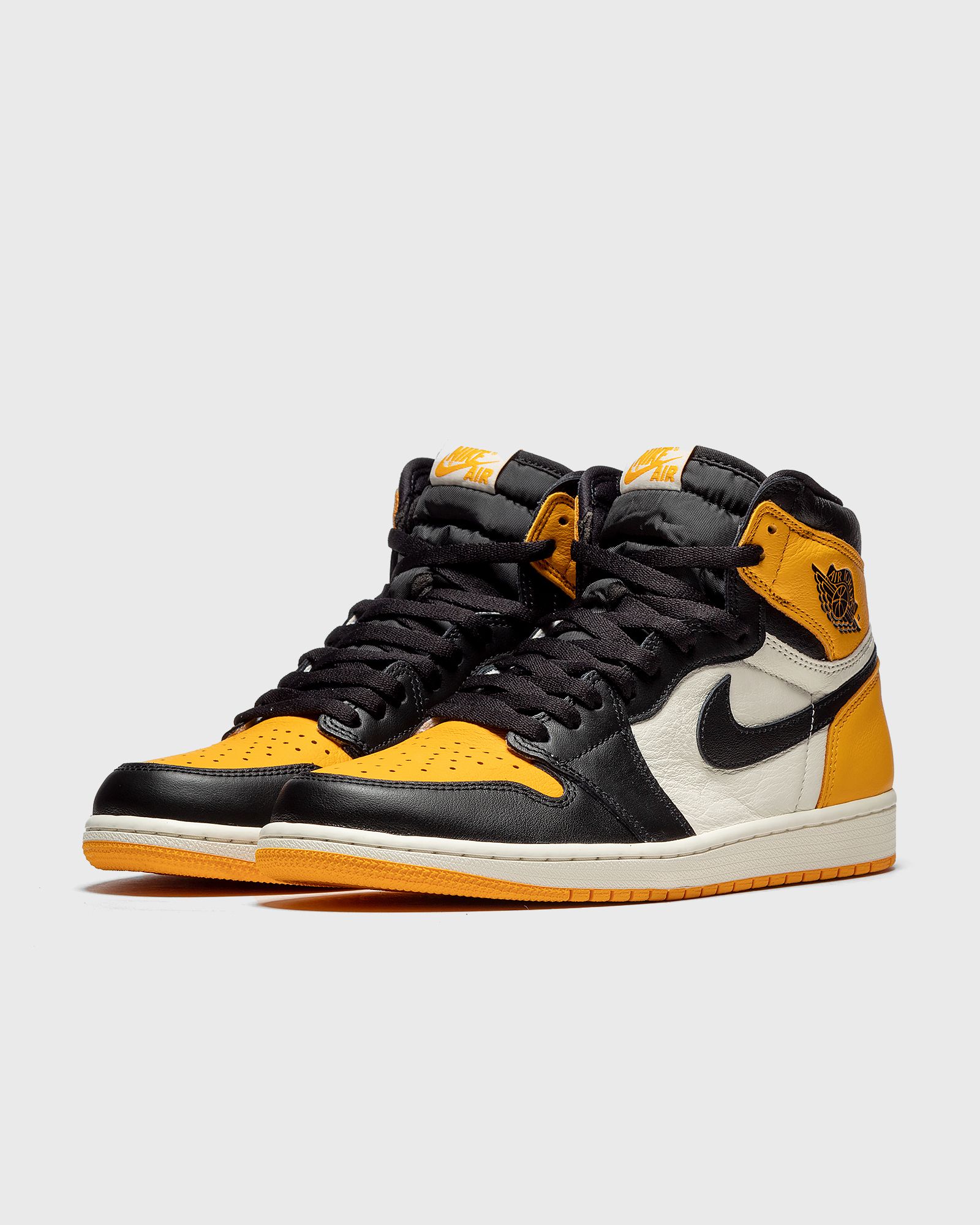 Air Jordan 1 Retro High OG "Taxi"