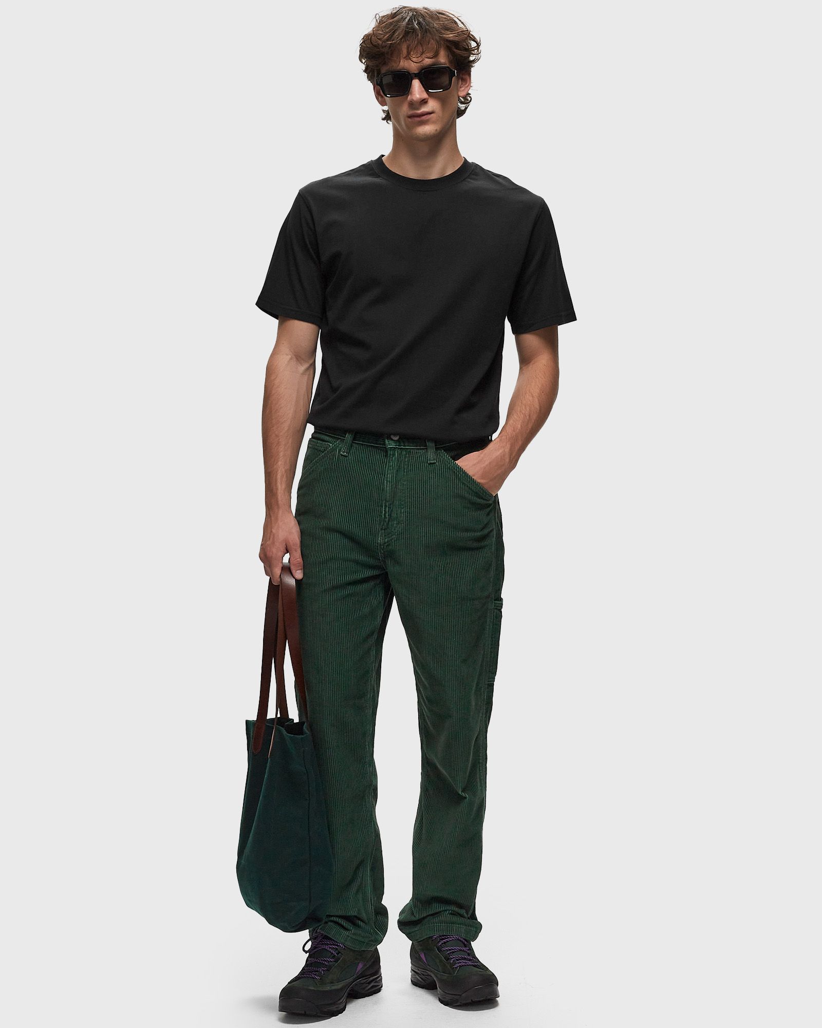 568 LOOSE STRT CARPENTER