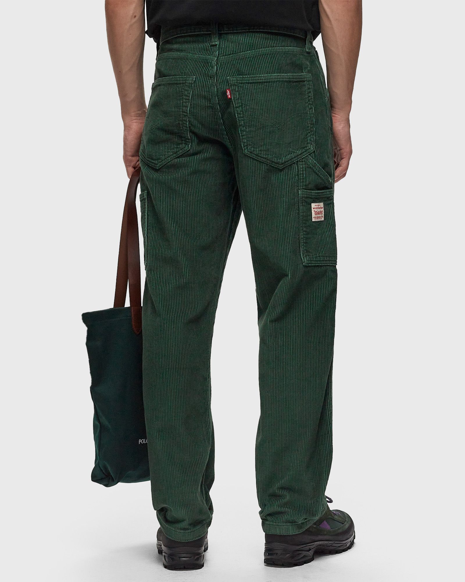 568 LOOSE STRT CARPENTER