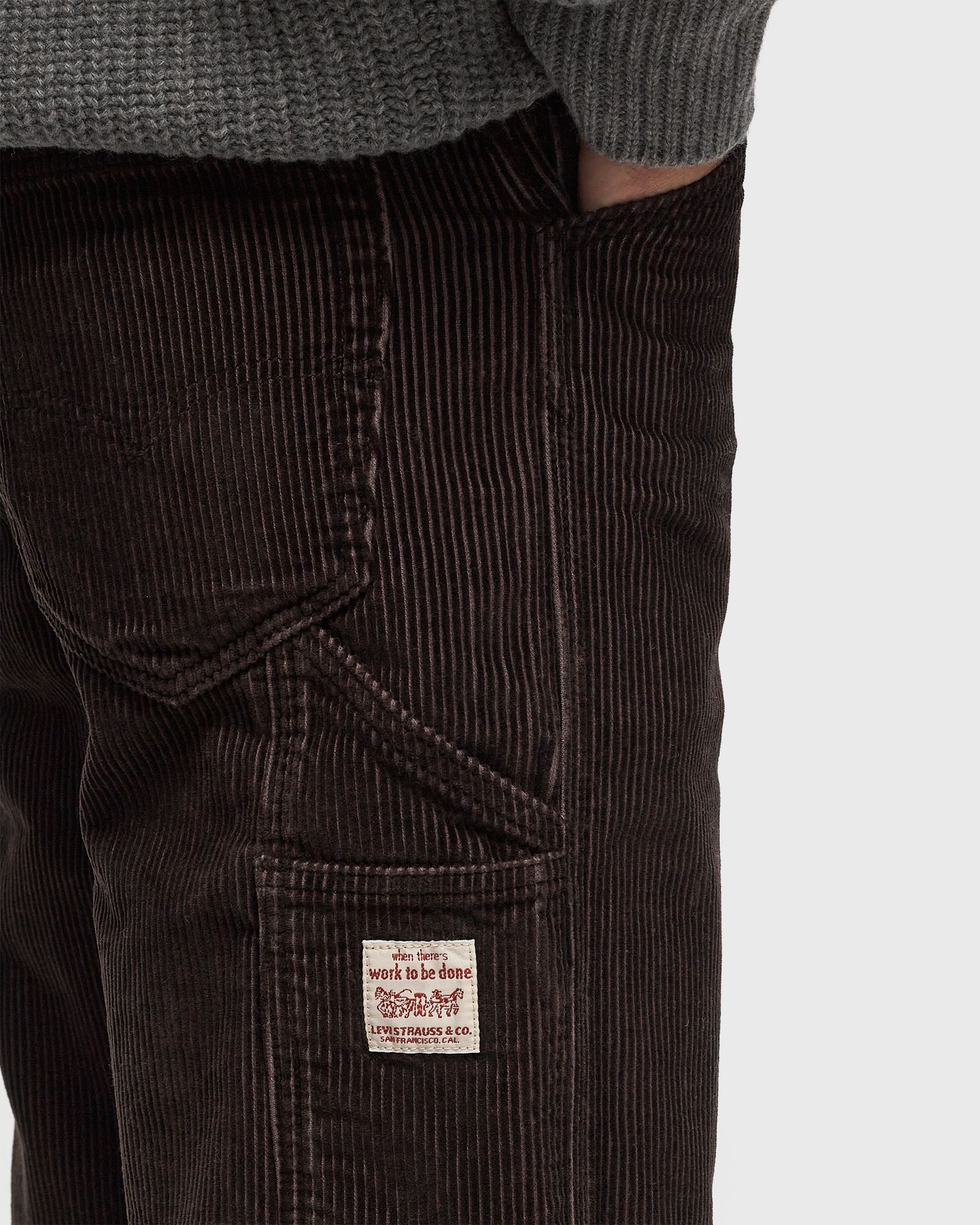 568 LOOSE STRT CARPENTER