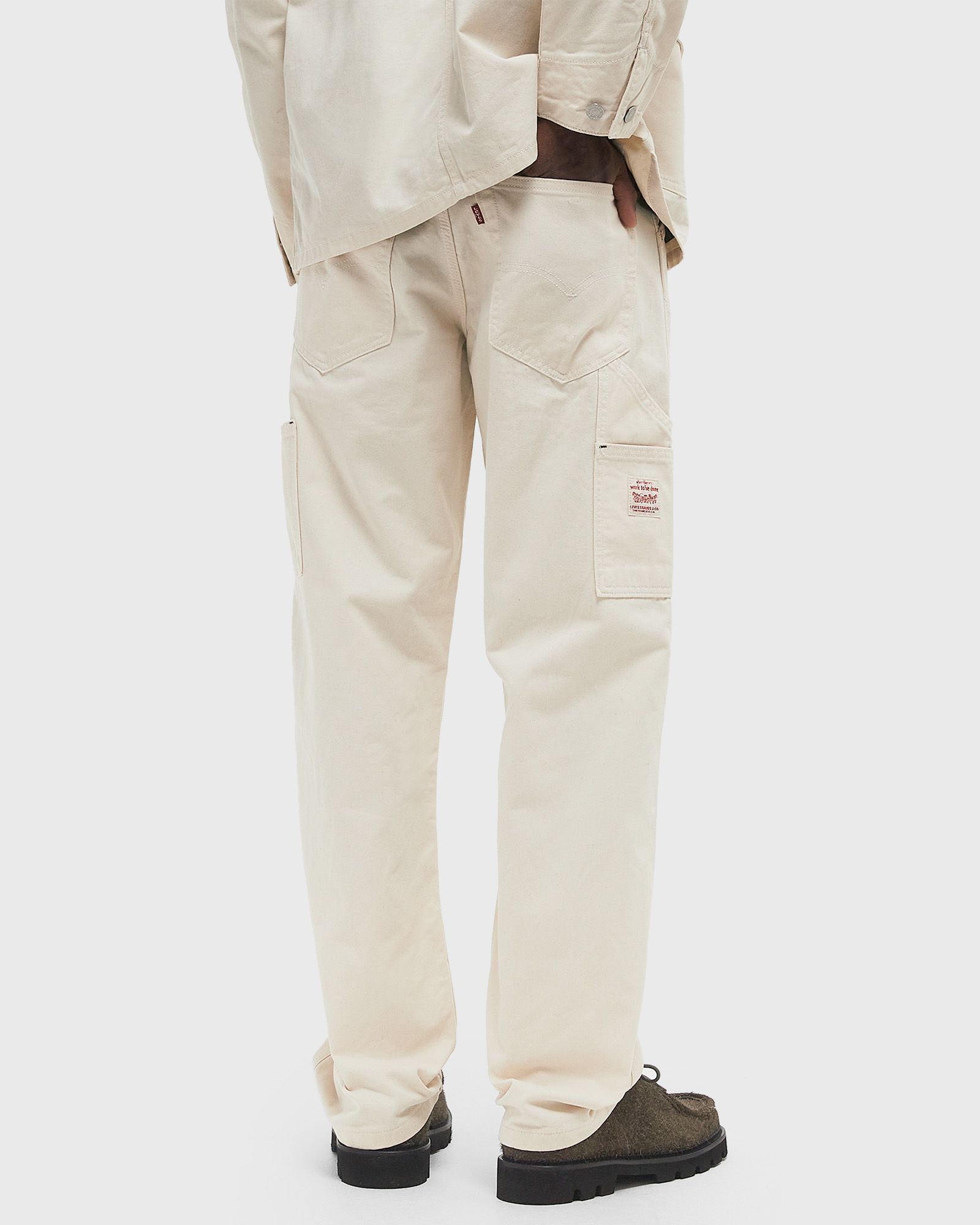 568 LOOSE STRT CARPENTER