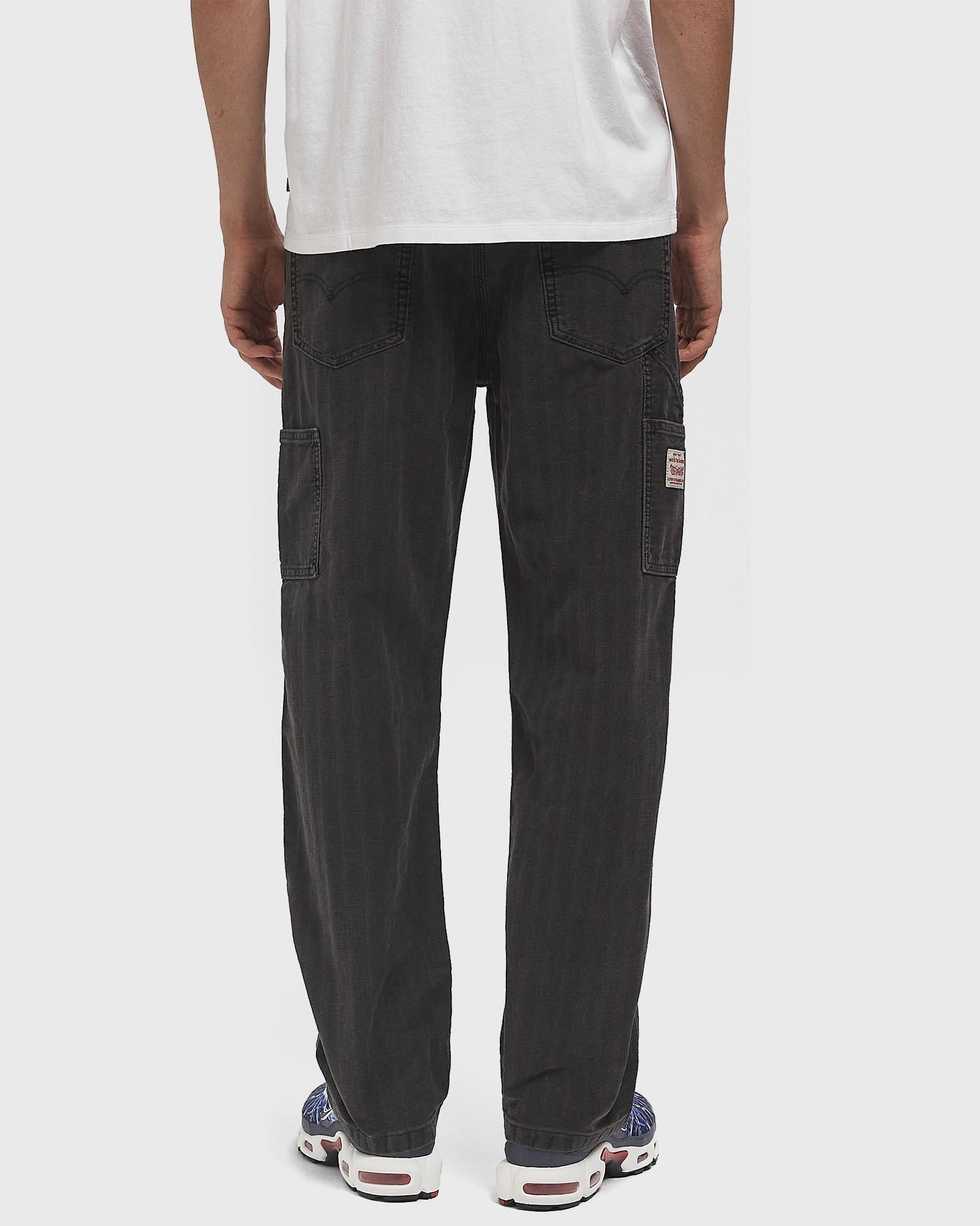 568 LOOSE STRT CARPENTER