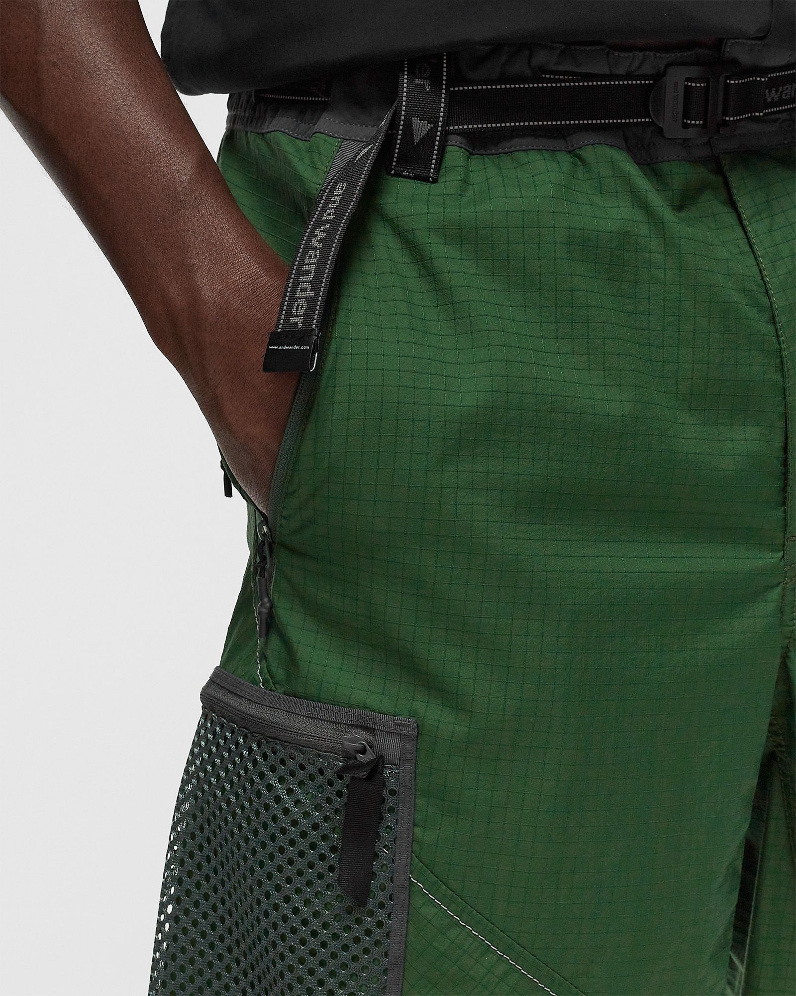 BREATH RIP SHORT PANTS