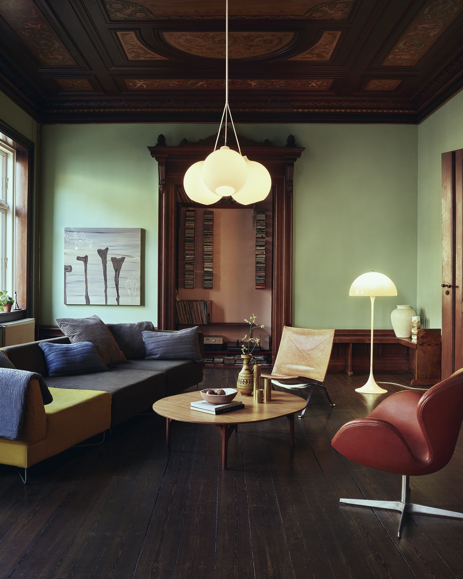 Panthella Floor Lamp - Universal Plug