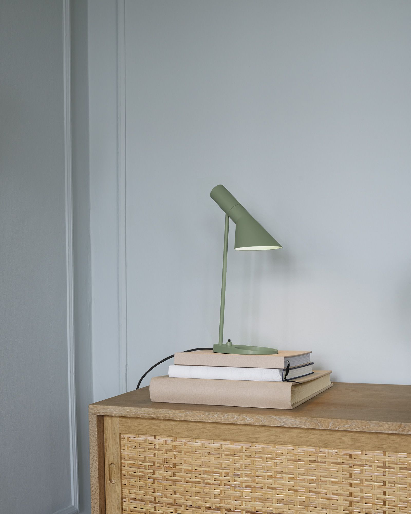 AJ Mini Table Lamp - Universal Plug