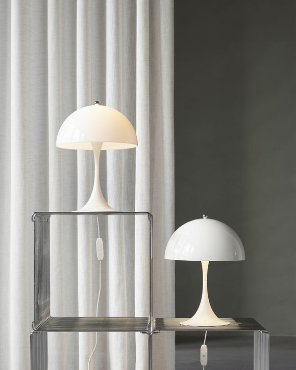 Panthella 250 Table Lamp Opal - Universal Plug