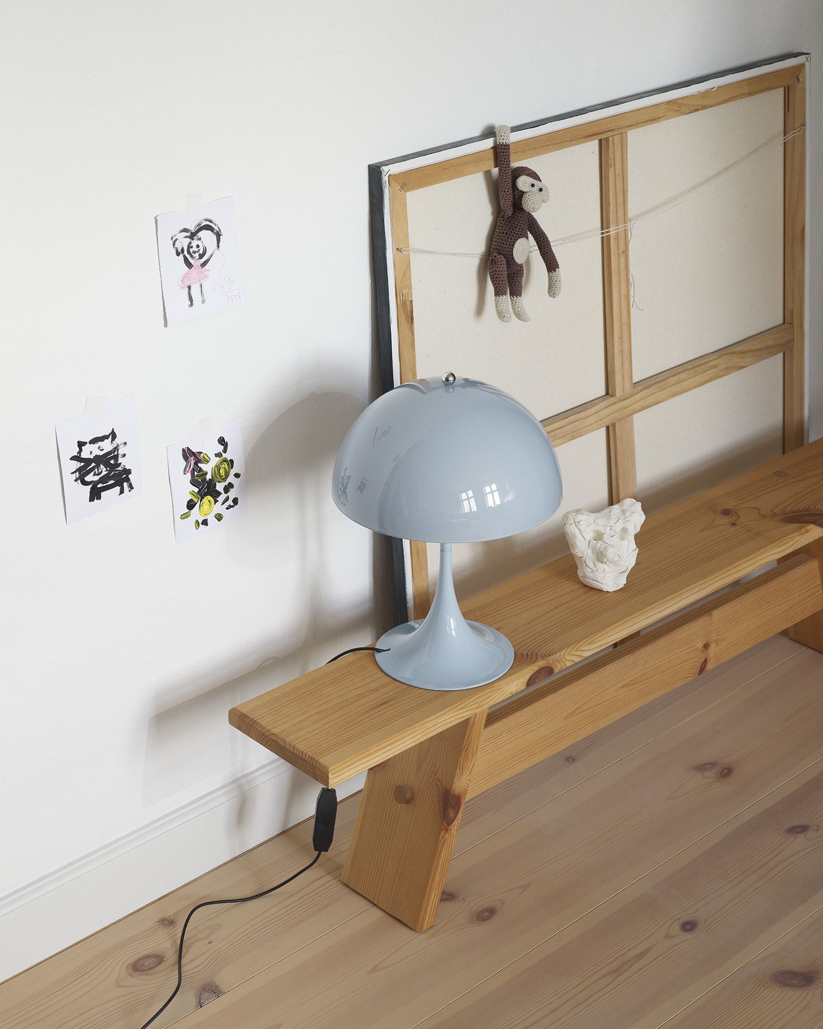 Panthella 250 Tischleuchte Pale Blue Acryl - UNIVERSAL PLUG